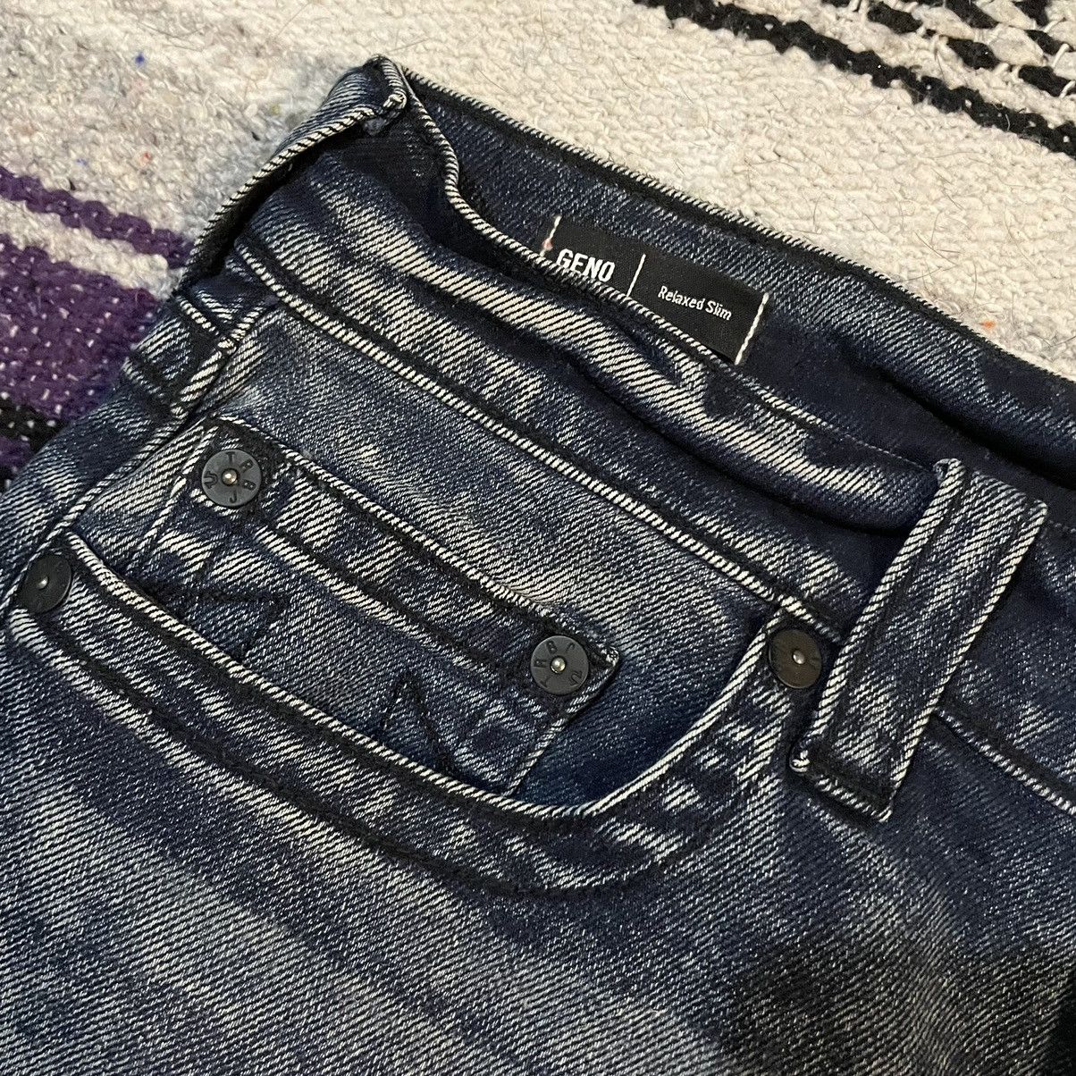 True Religion True Religion Geno Relaxed Slim Acid Wash Denim Jeans 34x32 Size US 34 / EU 50 - 4 Thumbnail
