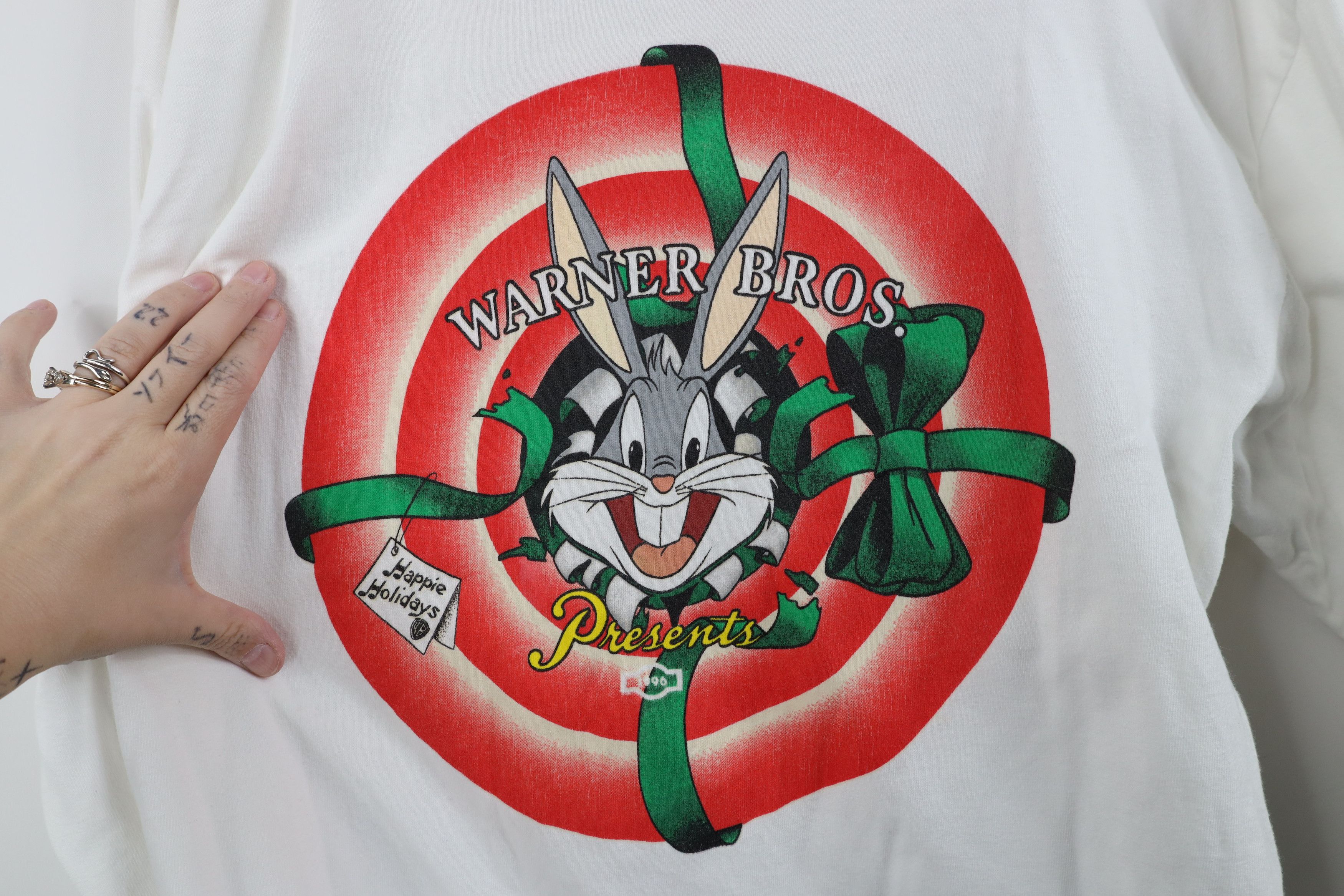 Vintage Vintage 90s Looney Tunes Bunny Christmas Long Sleeve T-Shirt Size US L / EU 52-54 / 3 - 4 Thumbnail