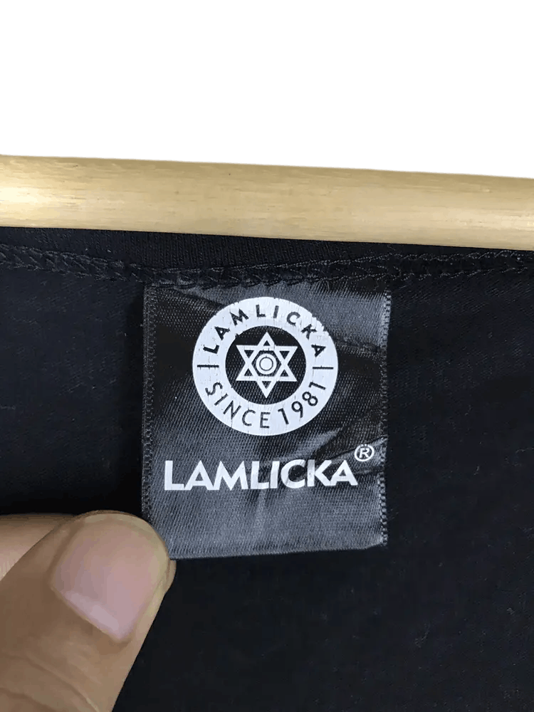 Japanese Brand Lamlicka Tshirts Size XL / US 12-14 / IT 48-50 - 4 Thumbnail