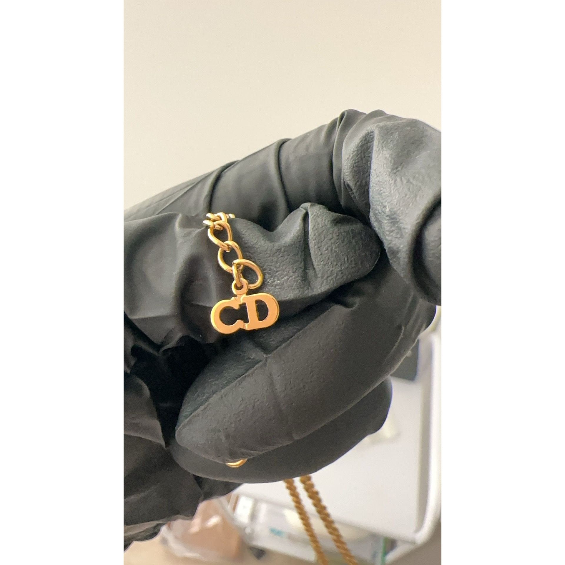 Dior Christian Dior Vintage CD Crystal Gold Plated Logo Necklace Size ONE SIZE - 6 Thumbnail