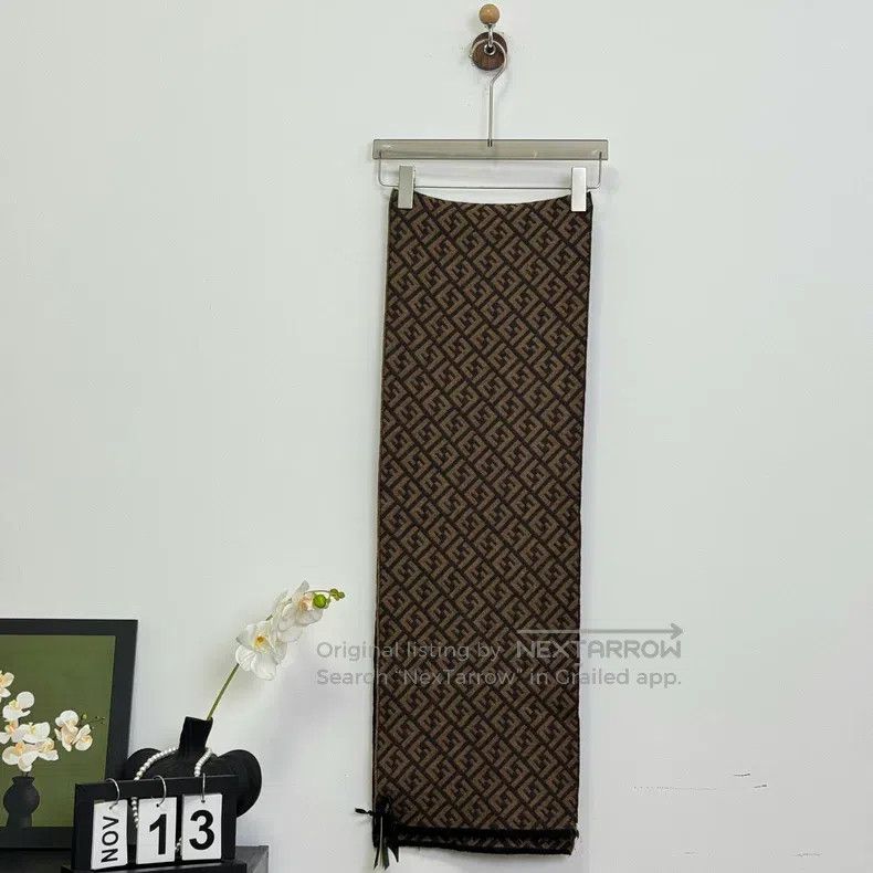 Fendi Fendi size 180*30 cm Monogrammed Letter Logo Scarf Size ONE SIZE - 1 Thumbnail
