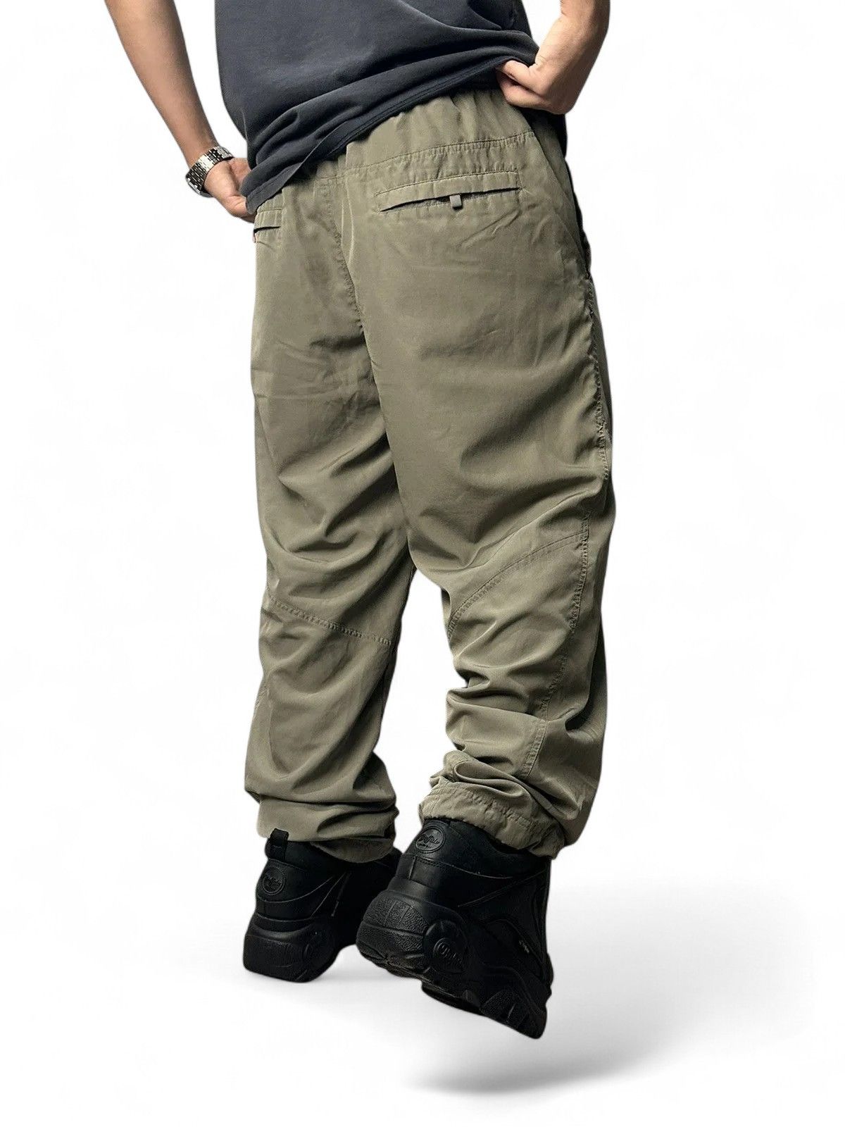 Nike ACG Nike Vintage Green Baggy Track Pants Y2K Streetwear Style Size US 34 / EU 50 - 12 Thumbnail