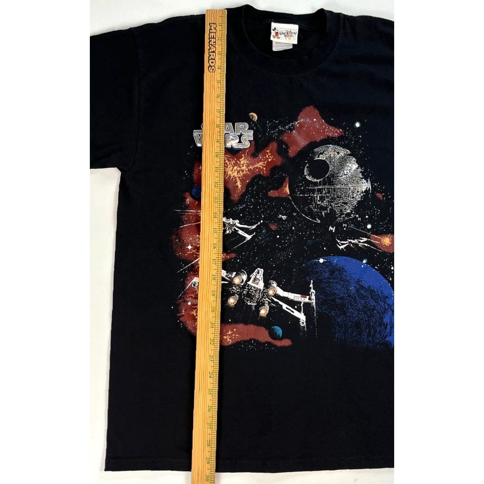 Disney VINTAGE Walt Disney Men’s Star Wars T-Shirt L Black Crew Neck Short Sleeve Disney World - 100% Cotton - Pre-owned in excellent condition Mens Size US L / EU 52-54 / 3 - 7 Thumbnail