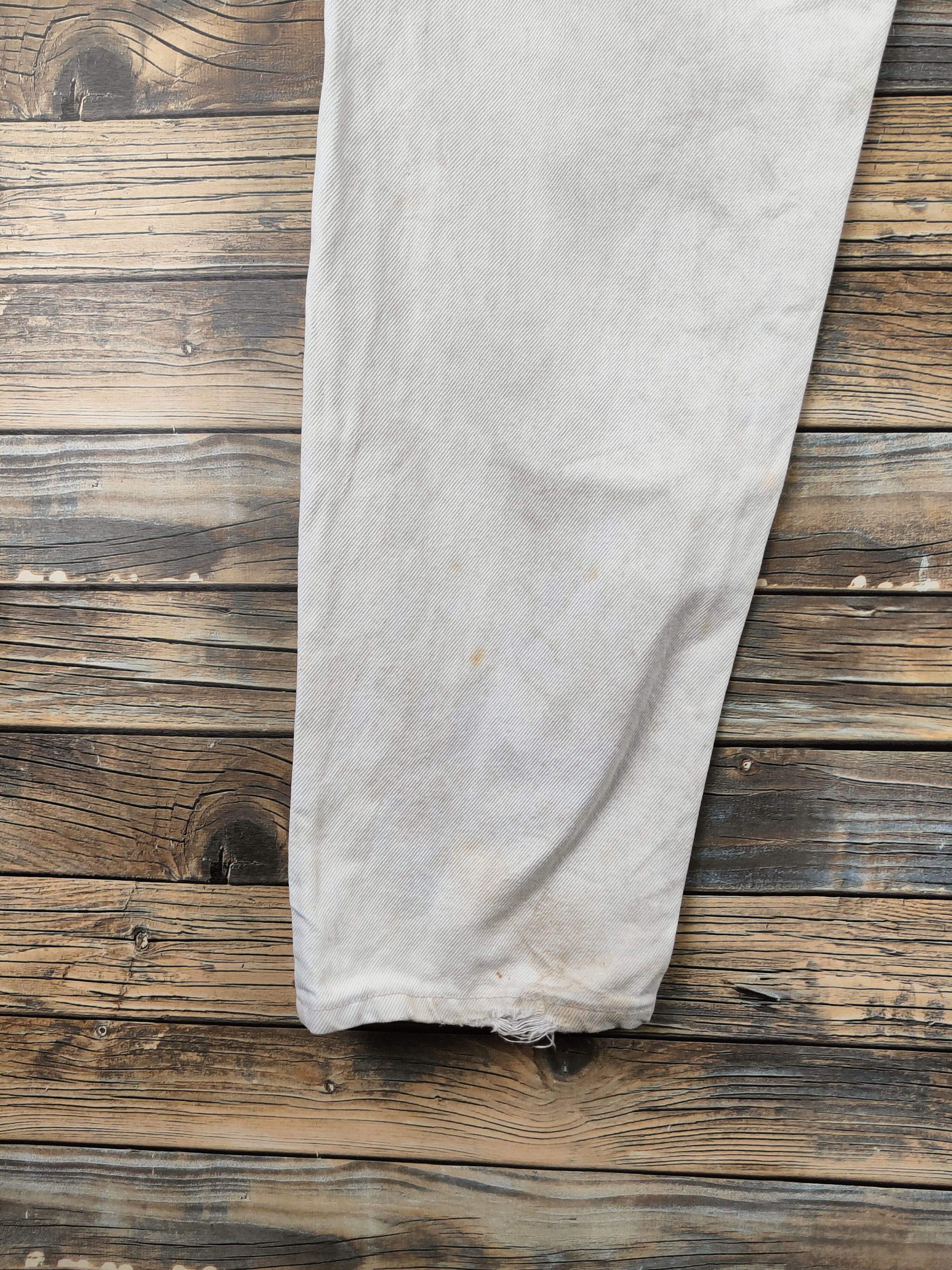 Levi's DL Levi's orange tab White Distressed Ripped Jeans #46-820 Size US 33 - 9 Thumbnail