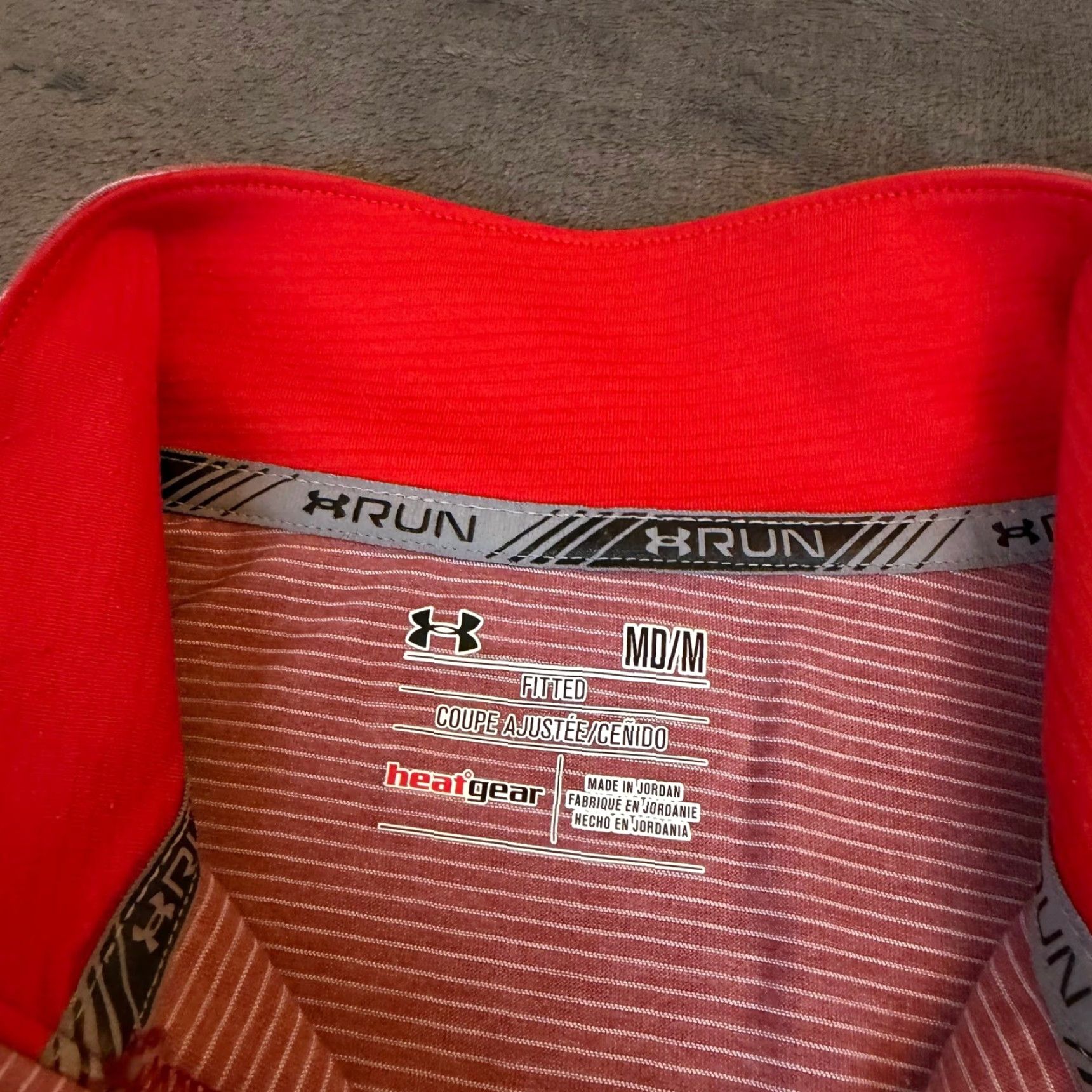 Under Armour Under Armour HeatGear Run Shirt Mens M 1/4 Zip Red Striped Pullover Long Sleeve Athletic Moisture Wicking breathable Zip up Size US M / EU 48-50 / 2 - 3 Thumbnail