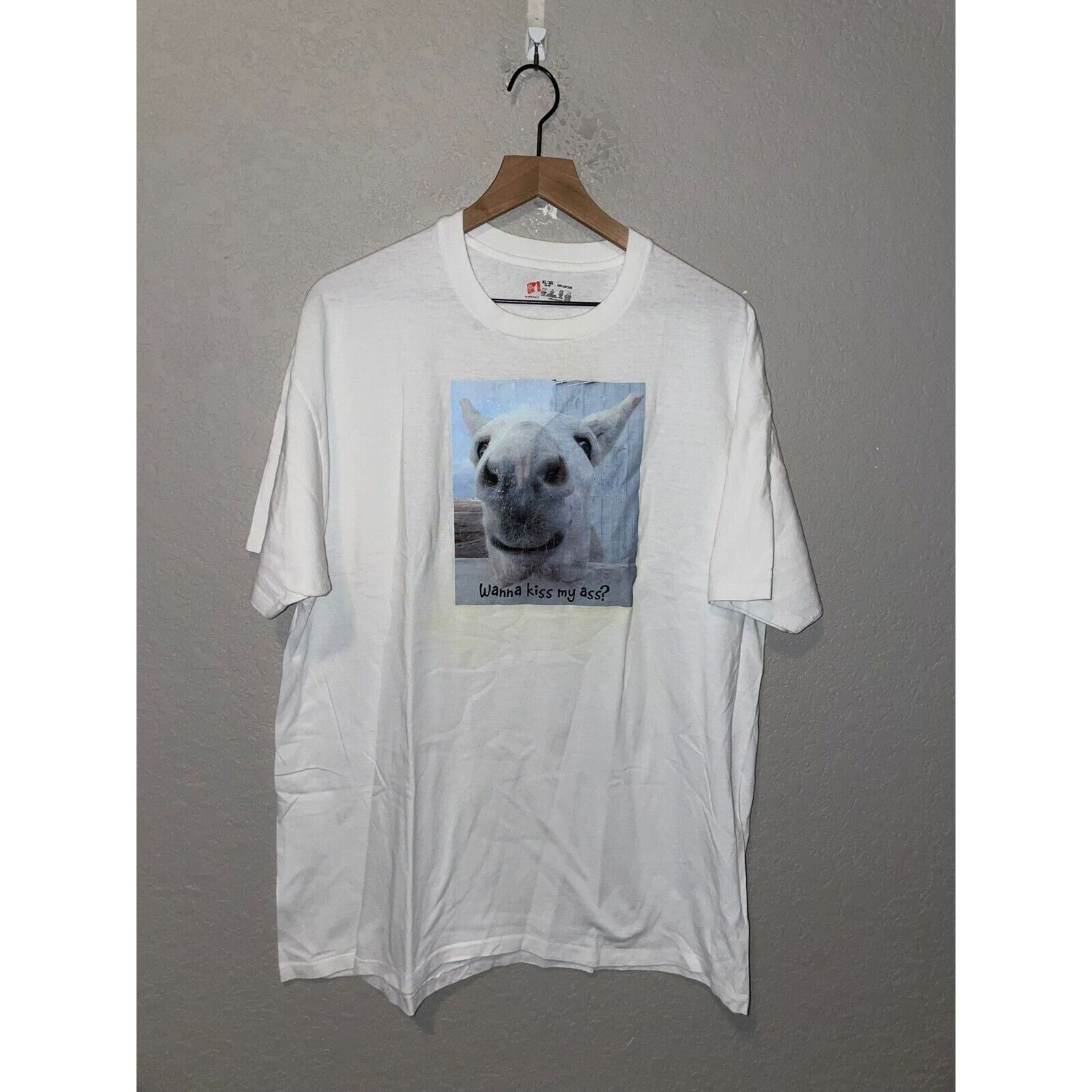 Hanes Vintage Joke Shirt Wanna Kiss My As Butt Donkey STAINED XL Size US XL / EU 56 / 4 - 1 Thumbnail