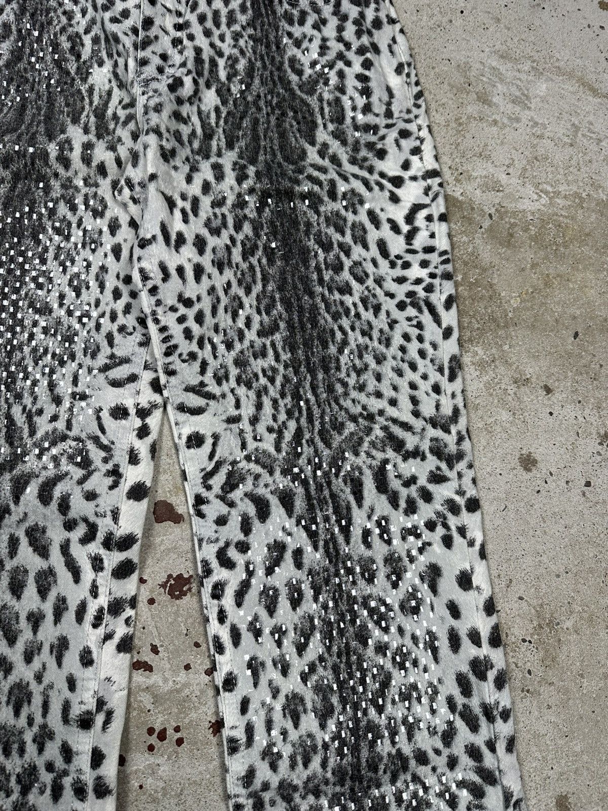 Roberto Cavalli Vintage SS2000 Roberto Cavalli Leopard Skin Print Pants Size 25" / US 0 / IT 36 - 6 Thumbnail