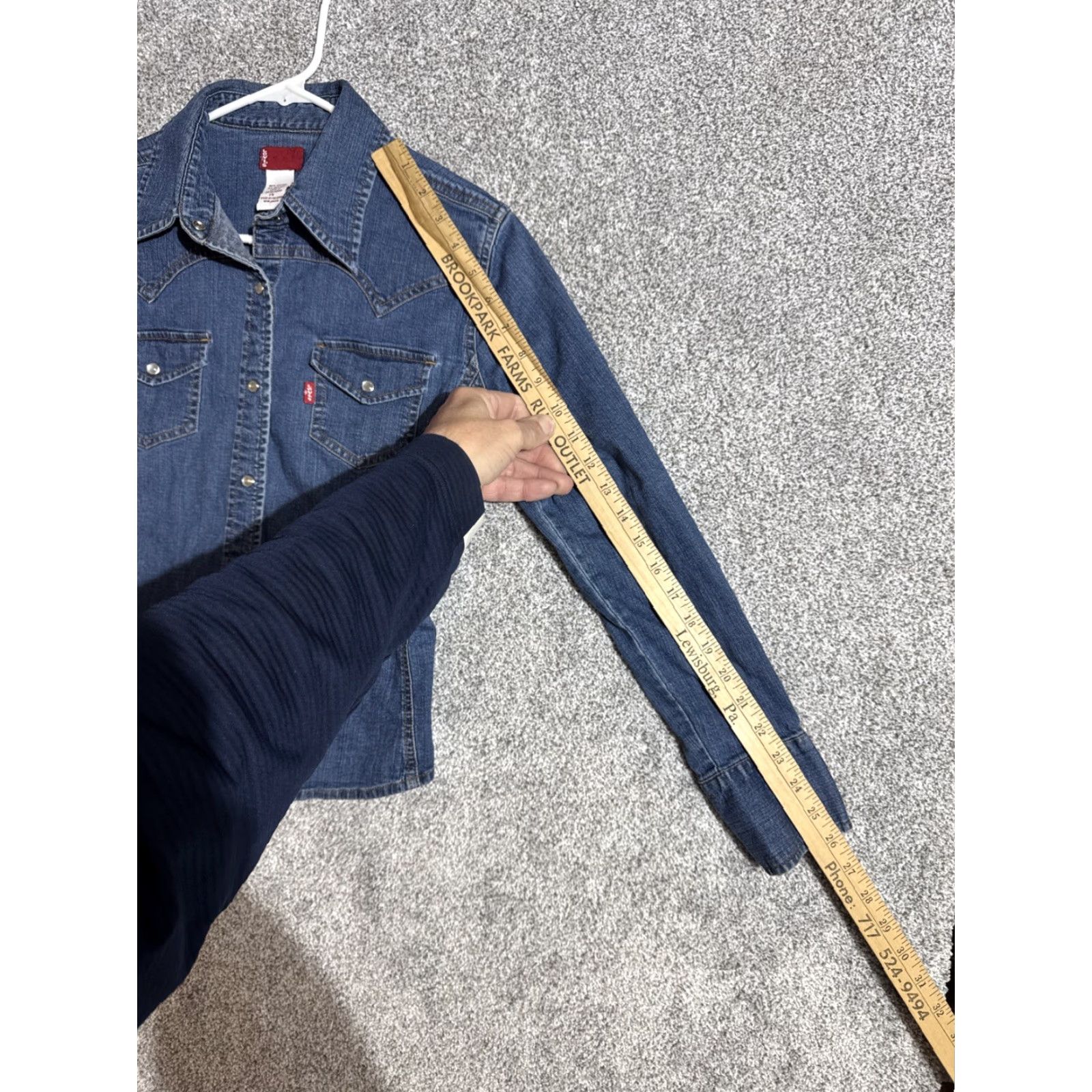 Levi's VINTAGE Levis Jean Jacket Womens Small Pearl Snap Western Streetwear Paris Hilton Y2K Size 28" / US 6 / IT 42 - 5 Thumbnail