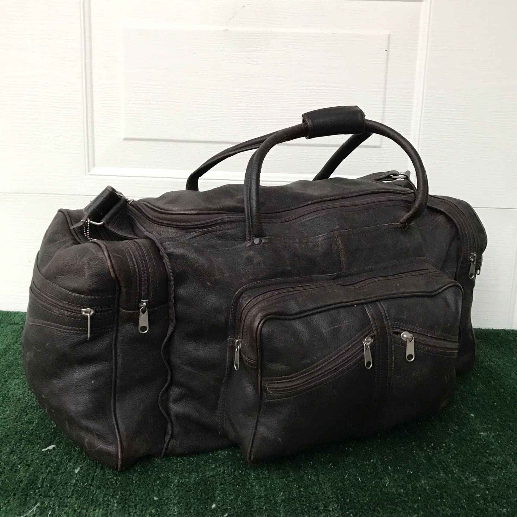 Vintage VINTAGE CCB Crafts of Brazil Leather Duffle Bag XL Travel Weekender Luggage - Brown, Dark, Unisex Adult, 23" L x 13" H x 11" W, Leather, Duffel Size ONE SIZE - 2 Thumbnail