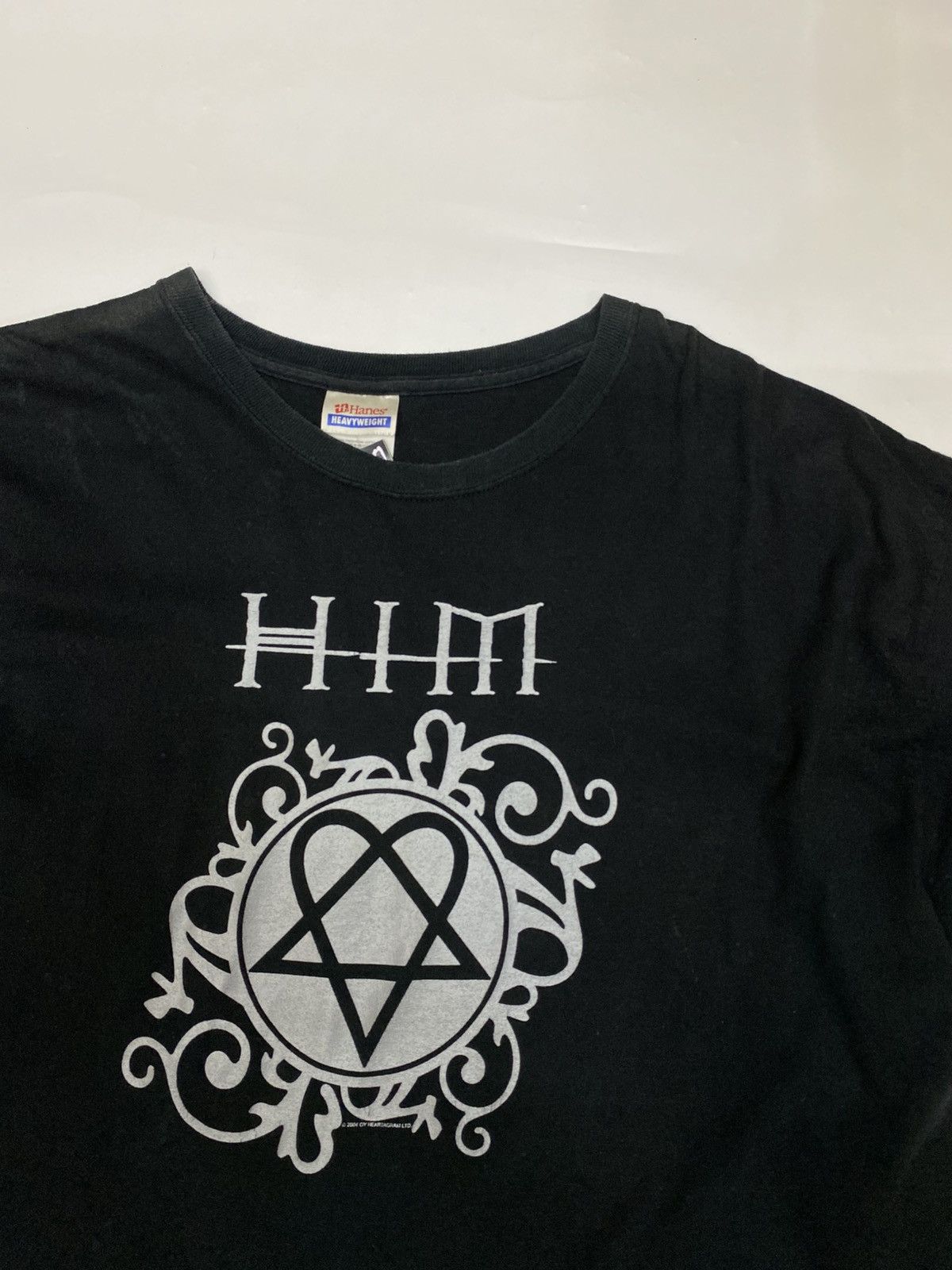 Band Tees Band tees HIM vintage copyright 2004 Size US XL / EU 56 / 4 - 2 Thumbnail