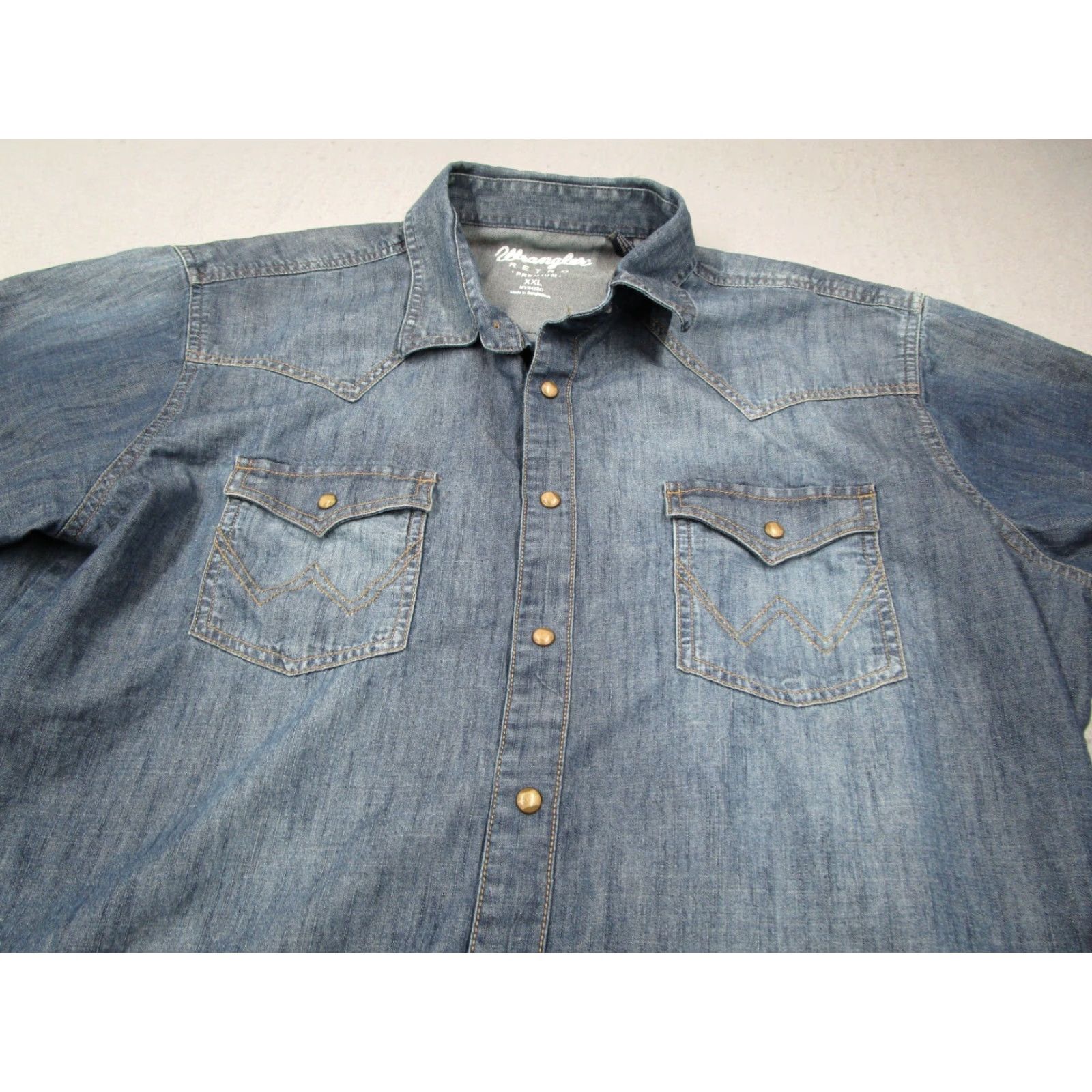 Wrangler VINTAGE Wrangler Shirt Men 2XL Blue Denim Button Up Pearl Snaps Yoke Premium Size US XXL / EU 58 / 5 - 2 Thumbnail