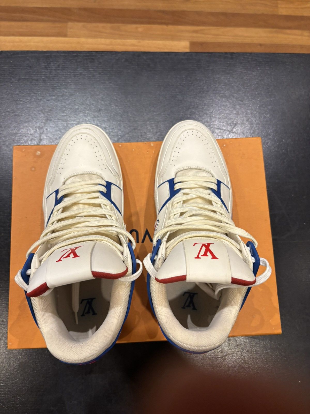 Louis Vuitton Louis Vuitton Trainer Red White Blue Size US 8.5 / EU 41-42 - 4 Thumbnail