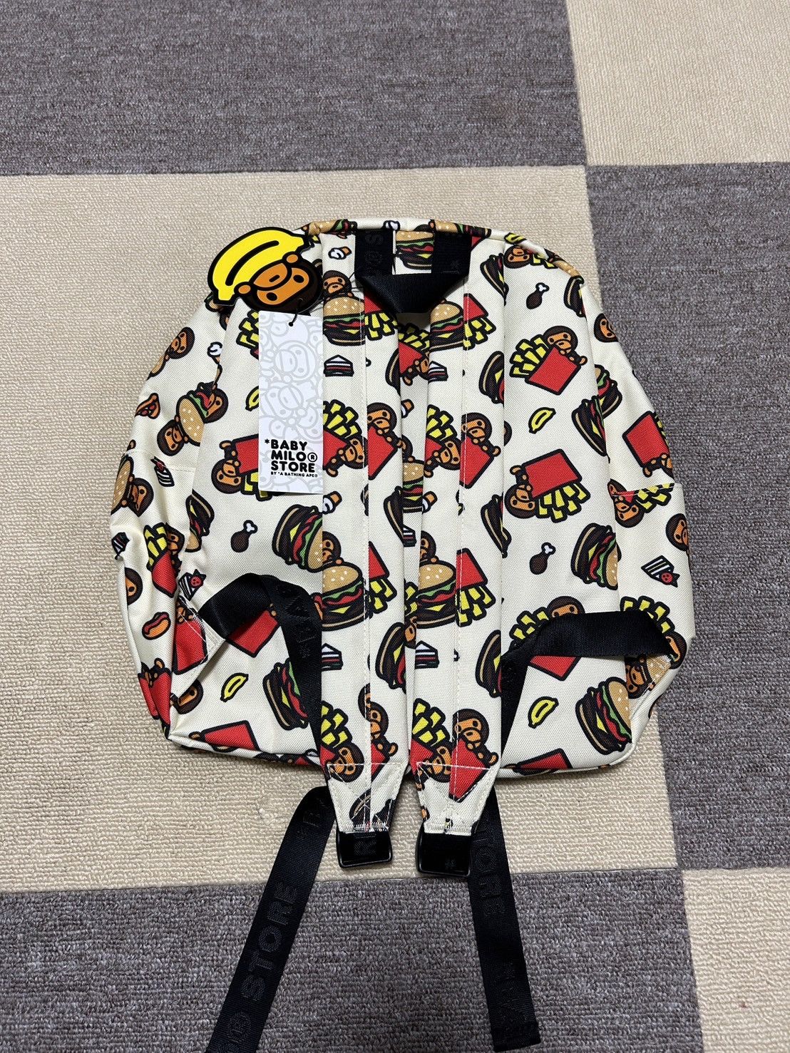 Bape NEW BABY MILO MEDIUM hamburger BACKPACK Size ONE SIZE - 13 Thumbnail