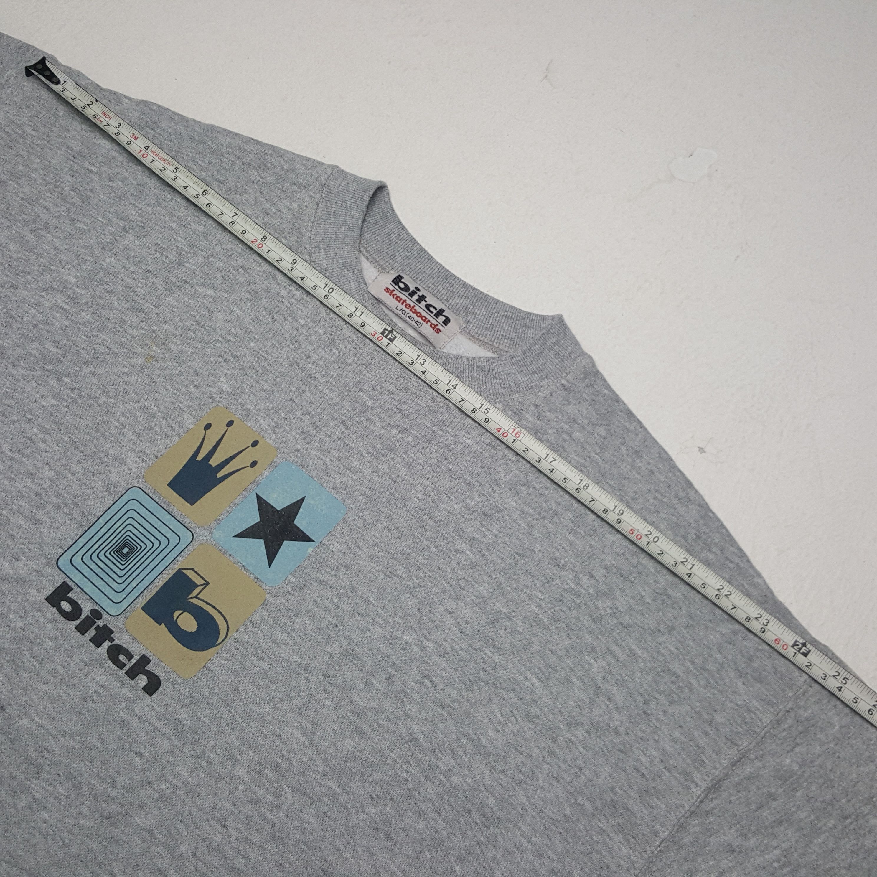 Vintage Vintage Bitch Skateboards Sweatshirt Size US L / EU 52-54 / 3 - 5 Thumbnail