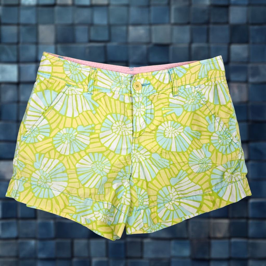 Lilly Pulitzer Lilly Pulitzer Cotton Flat Front Chino Casual Short Green/yellow Sz 2 Shirt Womens Shorts Flat Front Stretch Cotton Printed Color Green Size 2 Size 26" / US 2 / IT 38 - 1 Thumbnail