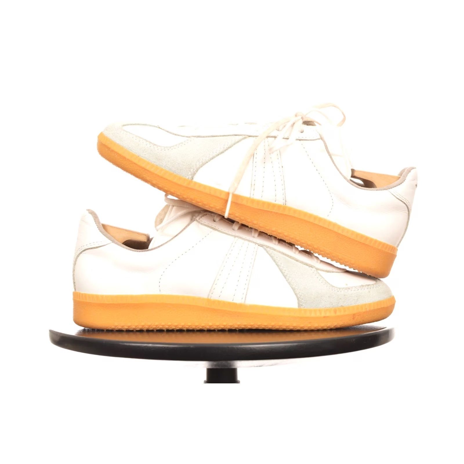 Vintage DDP Bundeswehr BW Sport Vintage White Leather Sneakers 24002 2019908 Size 240 US 5.5 Men Shoes Sneaker White BW Sport Vintage Leather Sneakers Mens Size US 6 / EU 39 - 4 Thumbnail