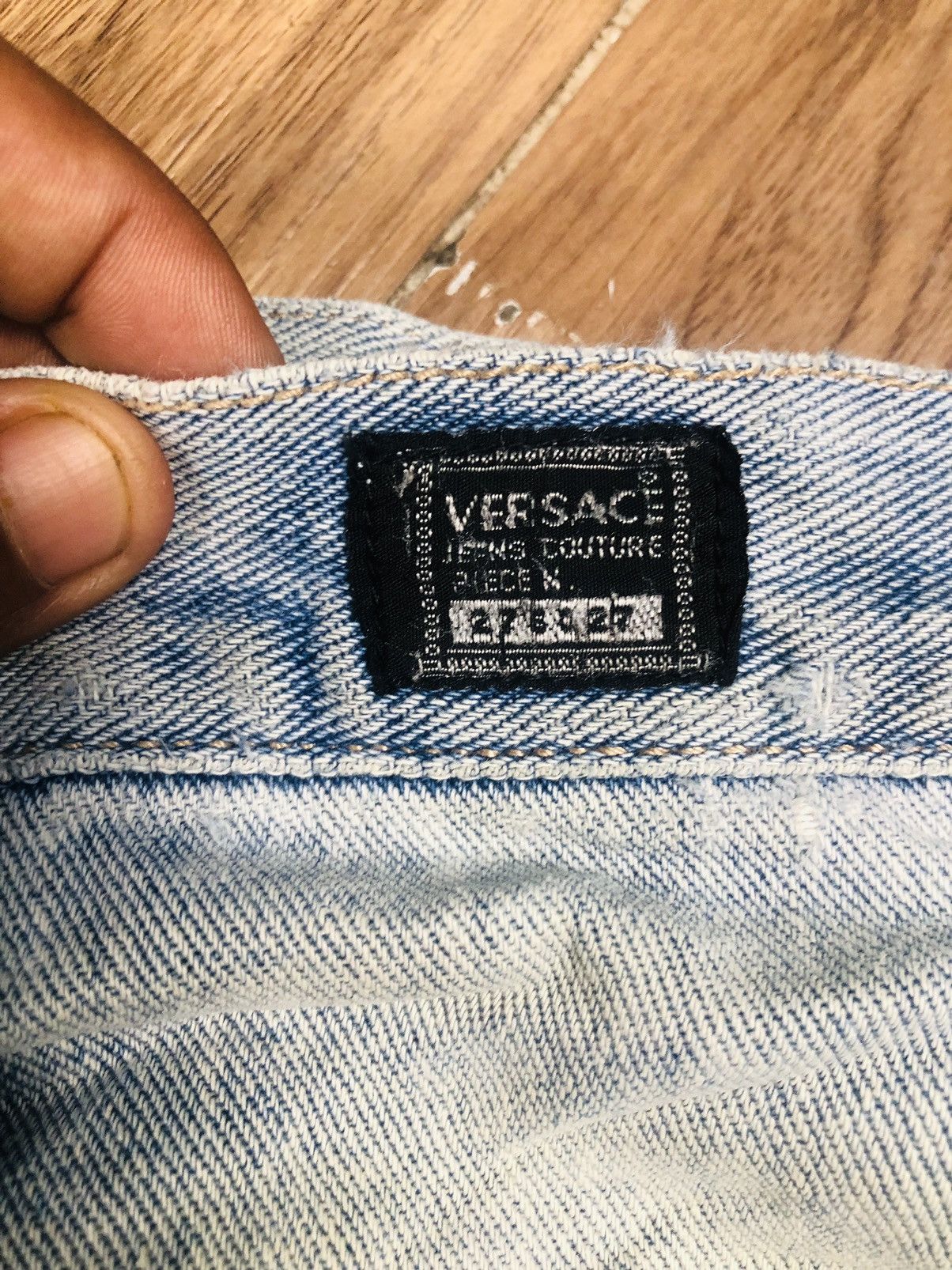 Versace 90s Versace Jeans Couture Straight Leg Denim Light Wash (38) Size US 34 / EU 50 - 10 Thumbnail