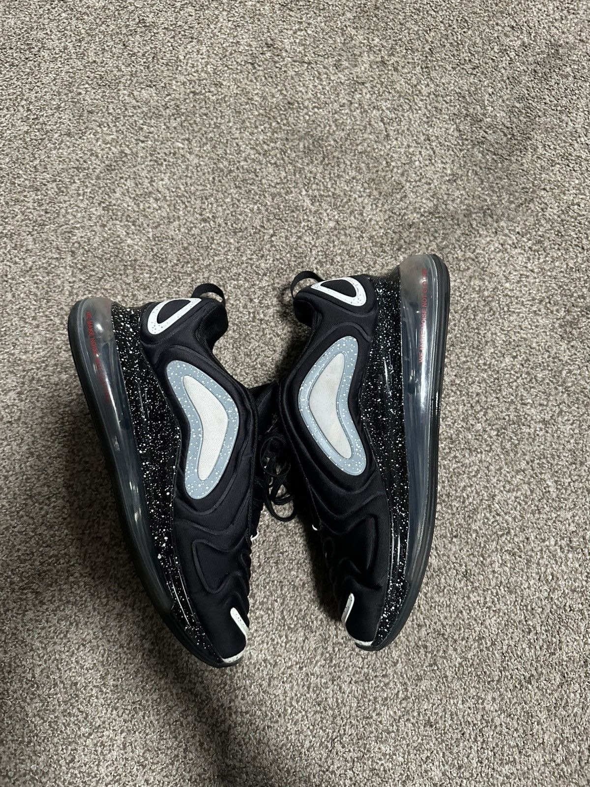 Undercover Nike Air Max 720 x UNDERCOVER Black/University Red – Size 10 Size US 10 / EU 43 - 2 Thumbnail
