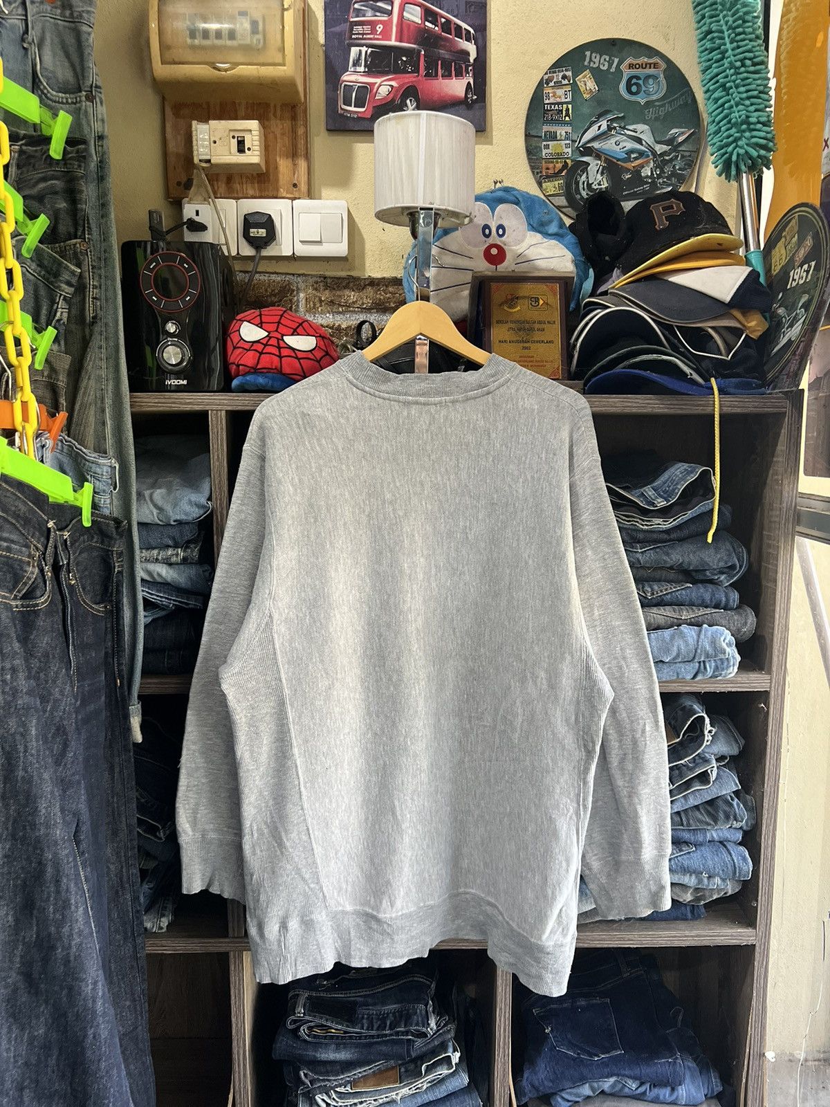 Girl Skateboards 🔥Vintage Bitch Skateboards Crewneck Sweatshirt Size US L / EU 52-54 / 3 - 2 Thumbnail