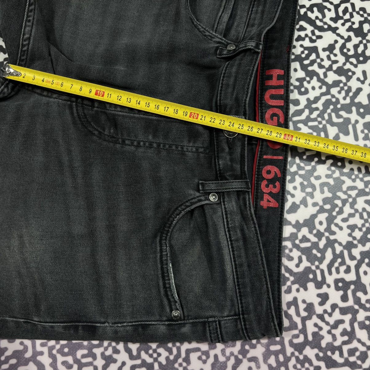 Hugo Boss HUGO BOSS 634 Casual Basic Denim Jeans Size US 31 - 22 Thumbnail