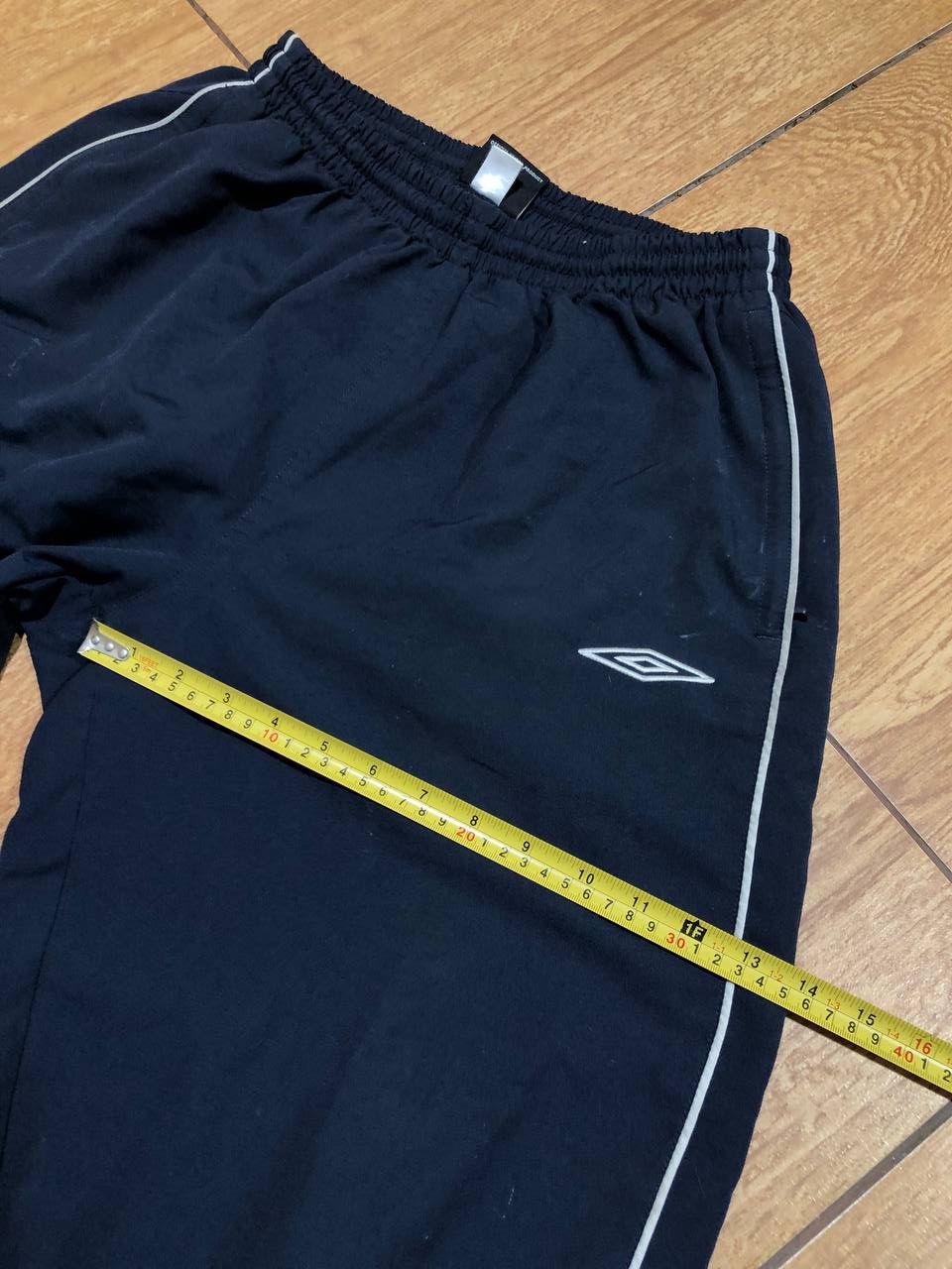 Umbro Vintage Umbro Y2K Logo Training Sweatpants Size L Size US 32 / EU 48 - 11 Thumbnail