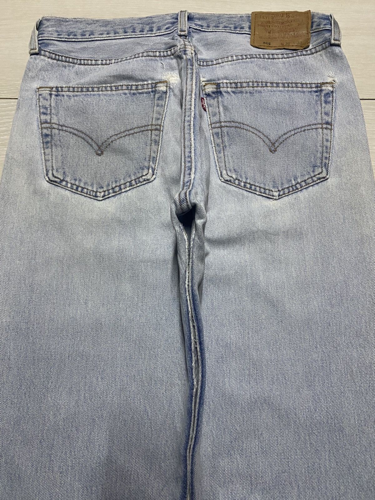 Levi's Vintage Levis 501 Light Faded Blue Distressed Loose Jeans Size US 30 / EU 46 - 3 Thumbnail