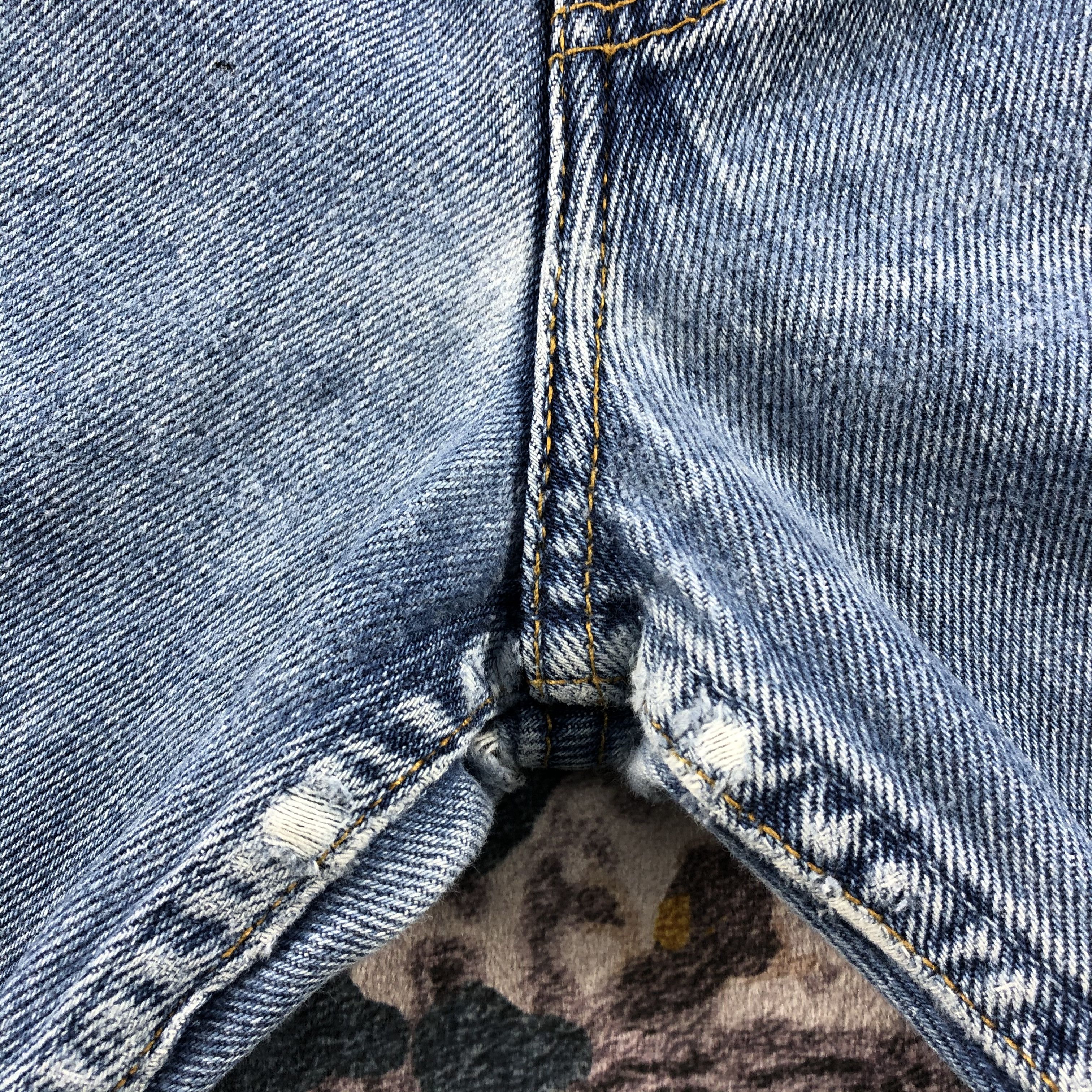 Levi's × Vintage 90s Vintage Blue Wash Levis 581 Jeans-JM2577 Size US 34 / EU 50 - 9 Thumbnail