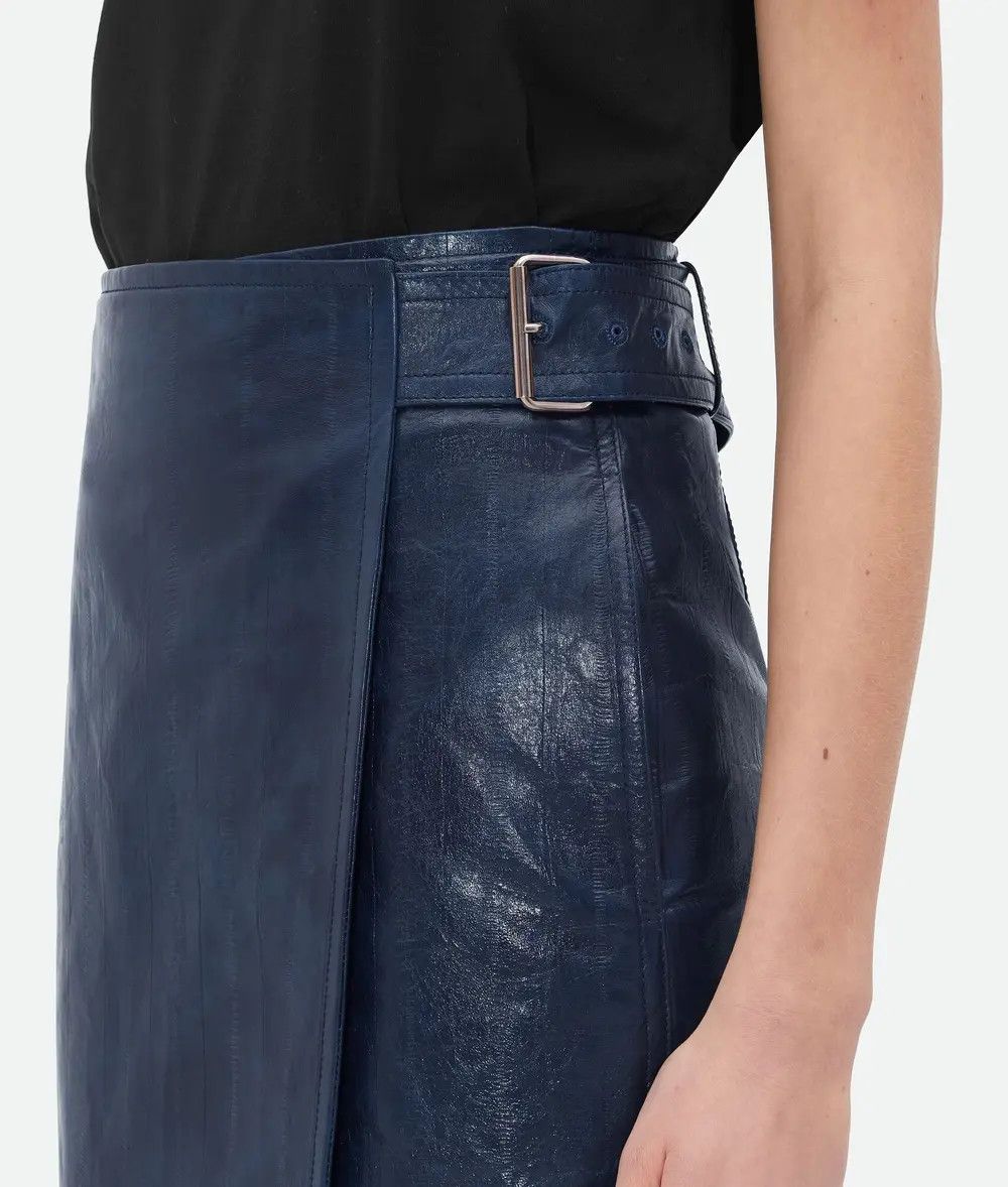 Bottega Veneta o1n1vont0925 Embossed Leather Midi Skirt in Mistral Size 36" / US 14 / IT 50 - 4 Thumbnail