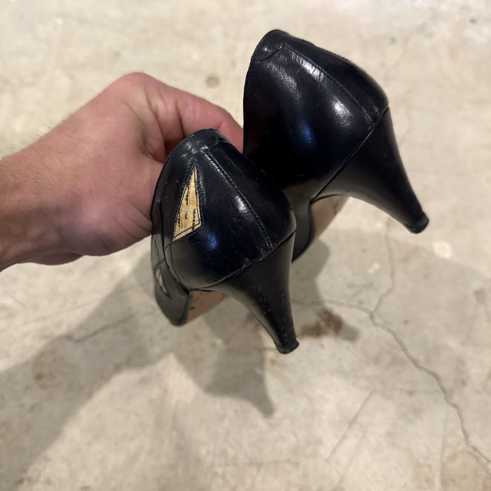 Bally VINTAGE Bally Pumps Heels Womens 6M Black Leather Heel Italy - 90s Stiletto Pump, Pointed Toe, Mid Heel, Pre-owned Good, US 6 Size US 6 / IT 36 - 7 Thumbnail
