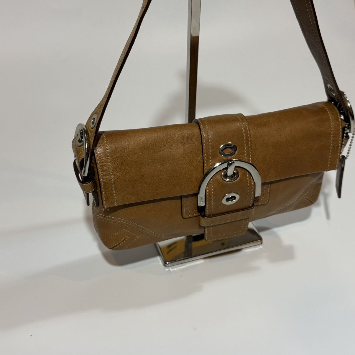 Coach Vintage Coach Soho Buckle Baguette Bag Size ONE SIZE - 5 Thumbnail