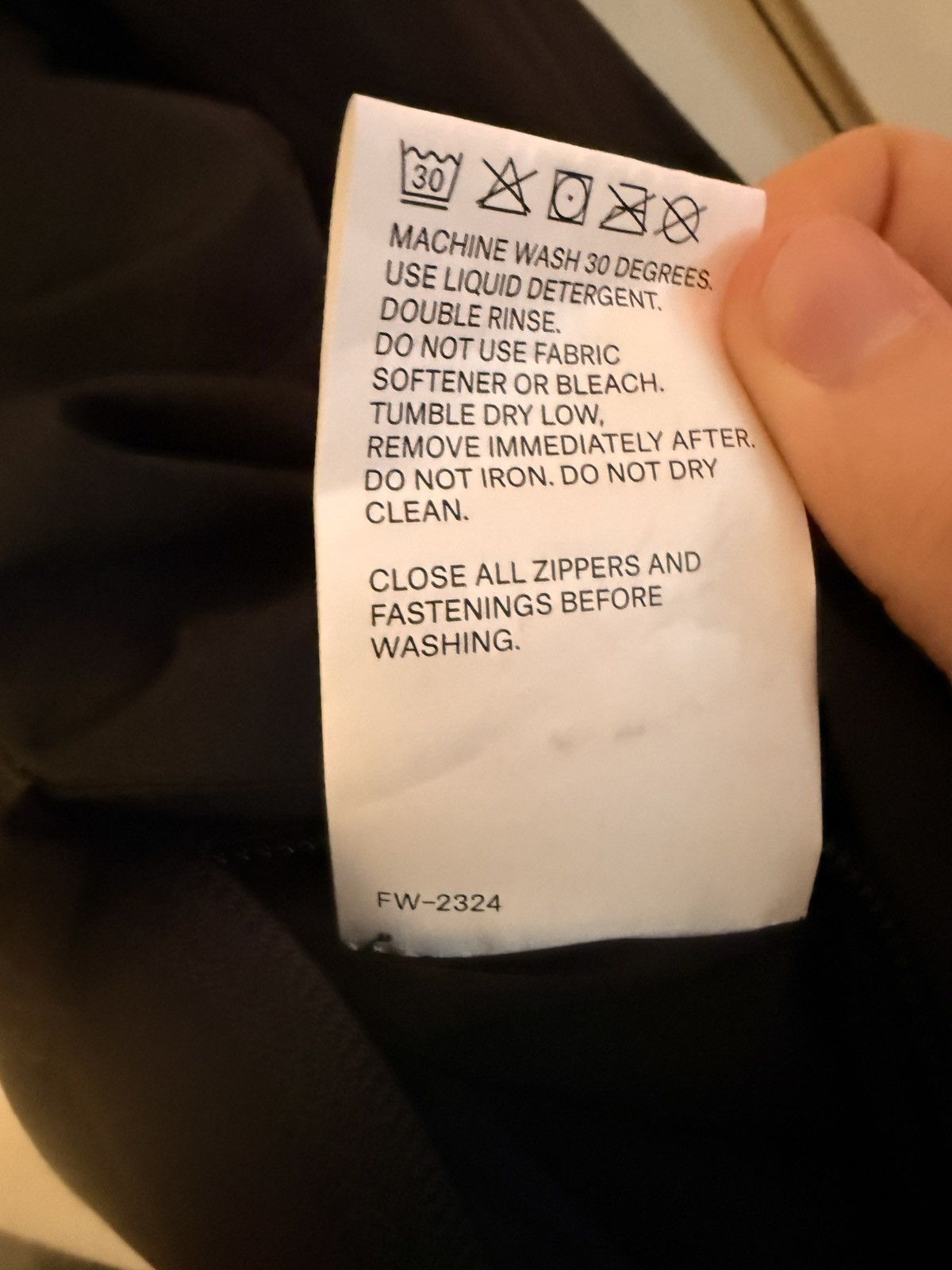 Acronym Acronym J68-PL with hood Size US M / EU 48-50 / 2 - 7 Thumbnail