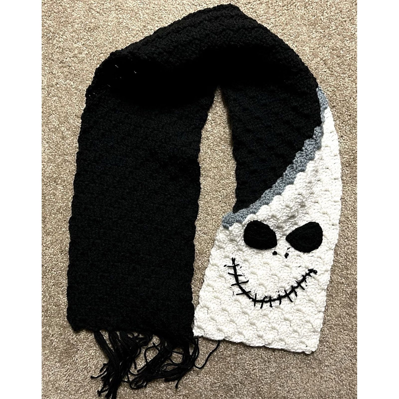 Vintage VINTAGE The Nightmare Before Christmas Scarf Fringe Crocheted Jack Skellington Handmade Size ONE SIZE - 2 Thumbnail