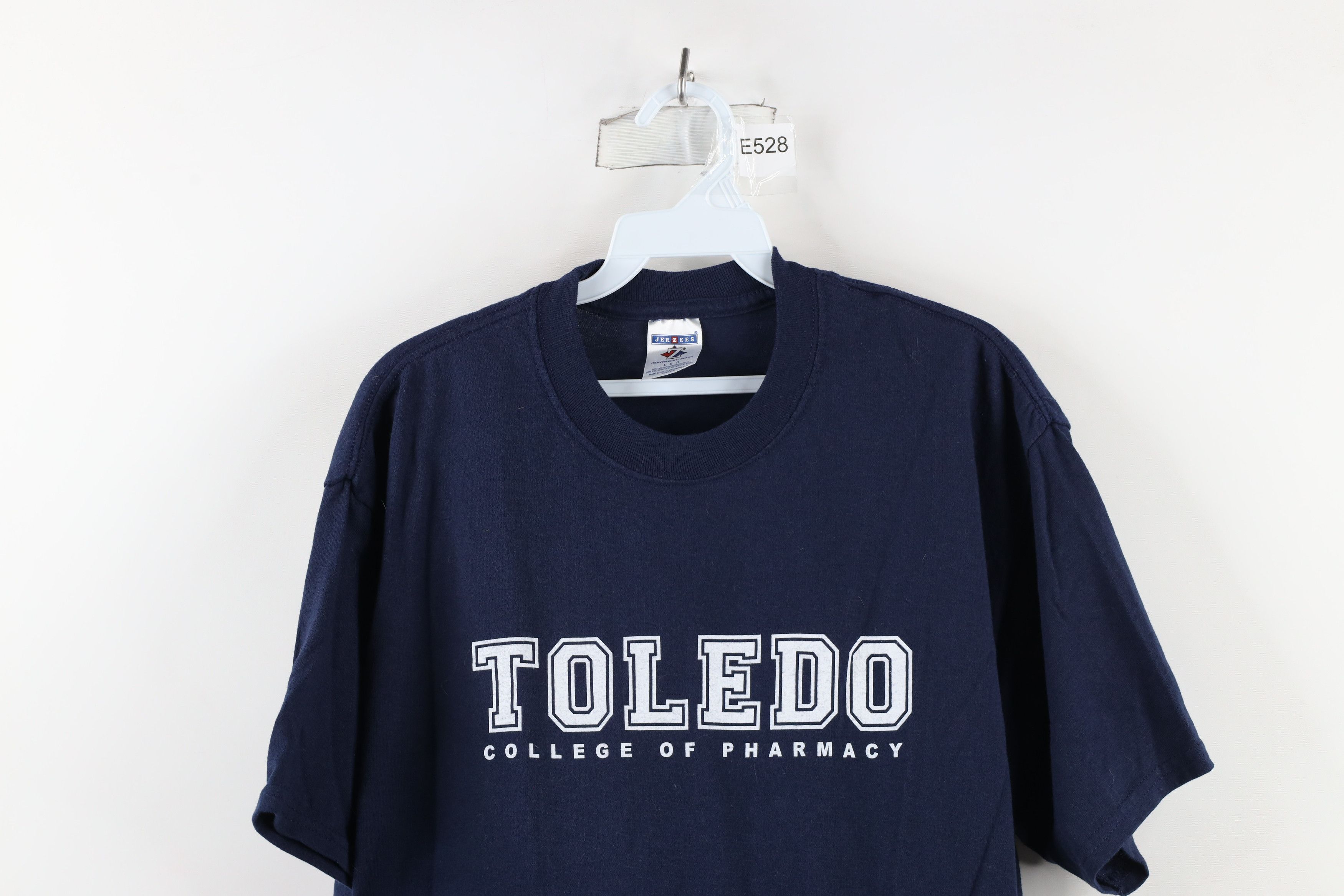 Vintage Vintage 90s University of Toledo College of Pharmacy T-Shirt Size US L / EU 52-54 / 3 - 2 Thumbnail