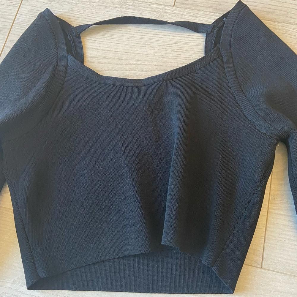 Designer Stylish Black Cropped Long Sleeve Top Size M / US 6-8 / IT 42-44 - 2 Thumbnail