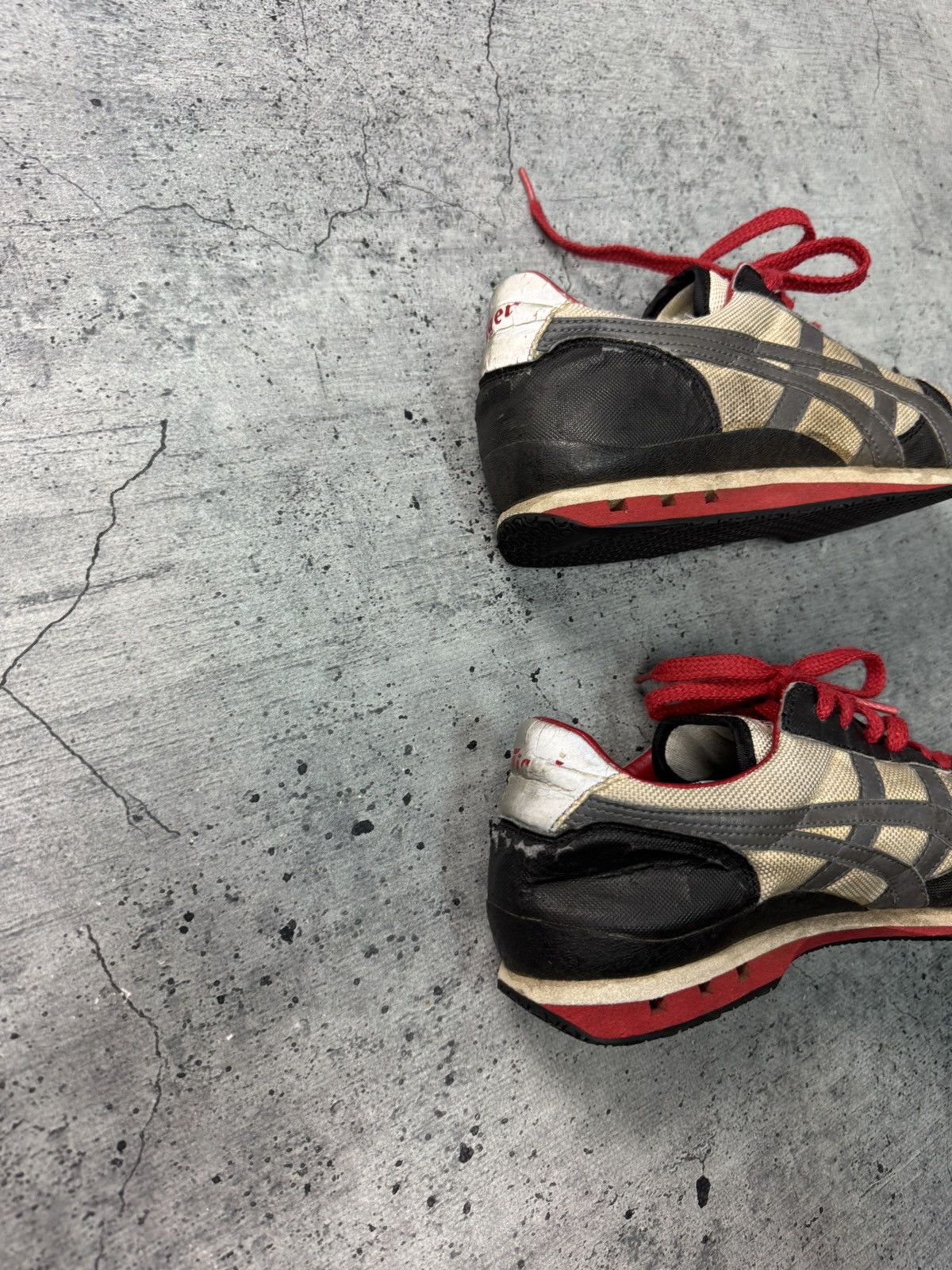 Onitsuka Tiger Japan Asics Onitsuka Tiger Mexico 66 Sneakers Kiko Vibe Size US 7 / EU 40 - 8 Thumbnail