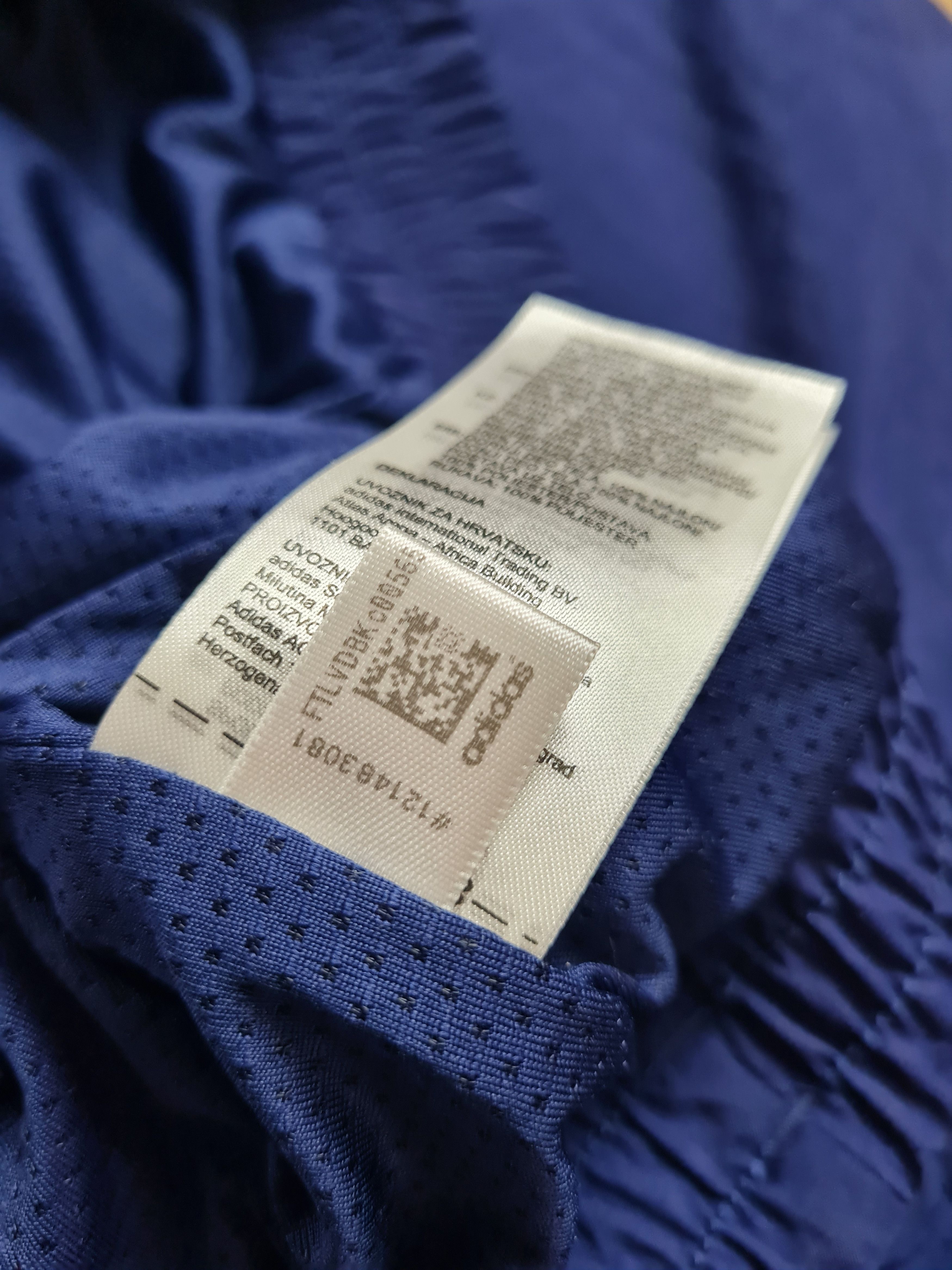 Adidas Vintage Adidas Originals mens Archive Woven Track Top Size US S / EU 44-46 / 1 - 6 Thumbnail