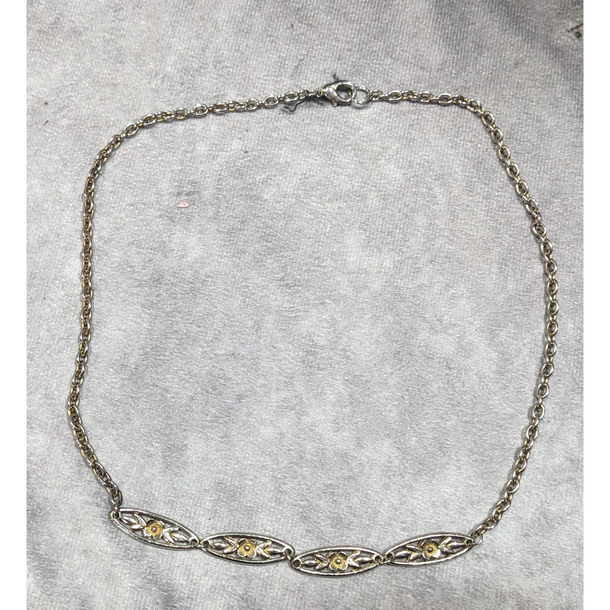 Other Vintage Floral Silver And Gold Tone Necklace Size ONE SIZE - 7 Thumbnail