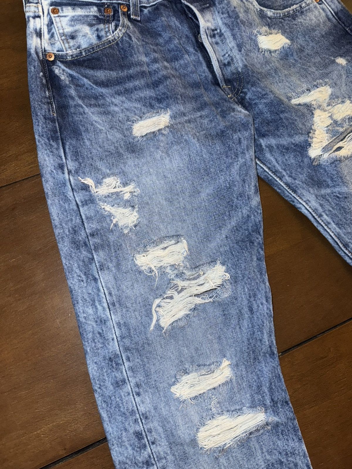 Levi's × Levi's Vintage Clothing × Vintage Levi’s 501’s distressed vintage jeans Size US 30 / EU 46 - 4 Thumbnail