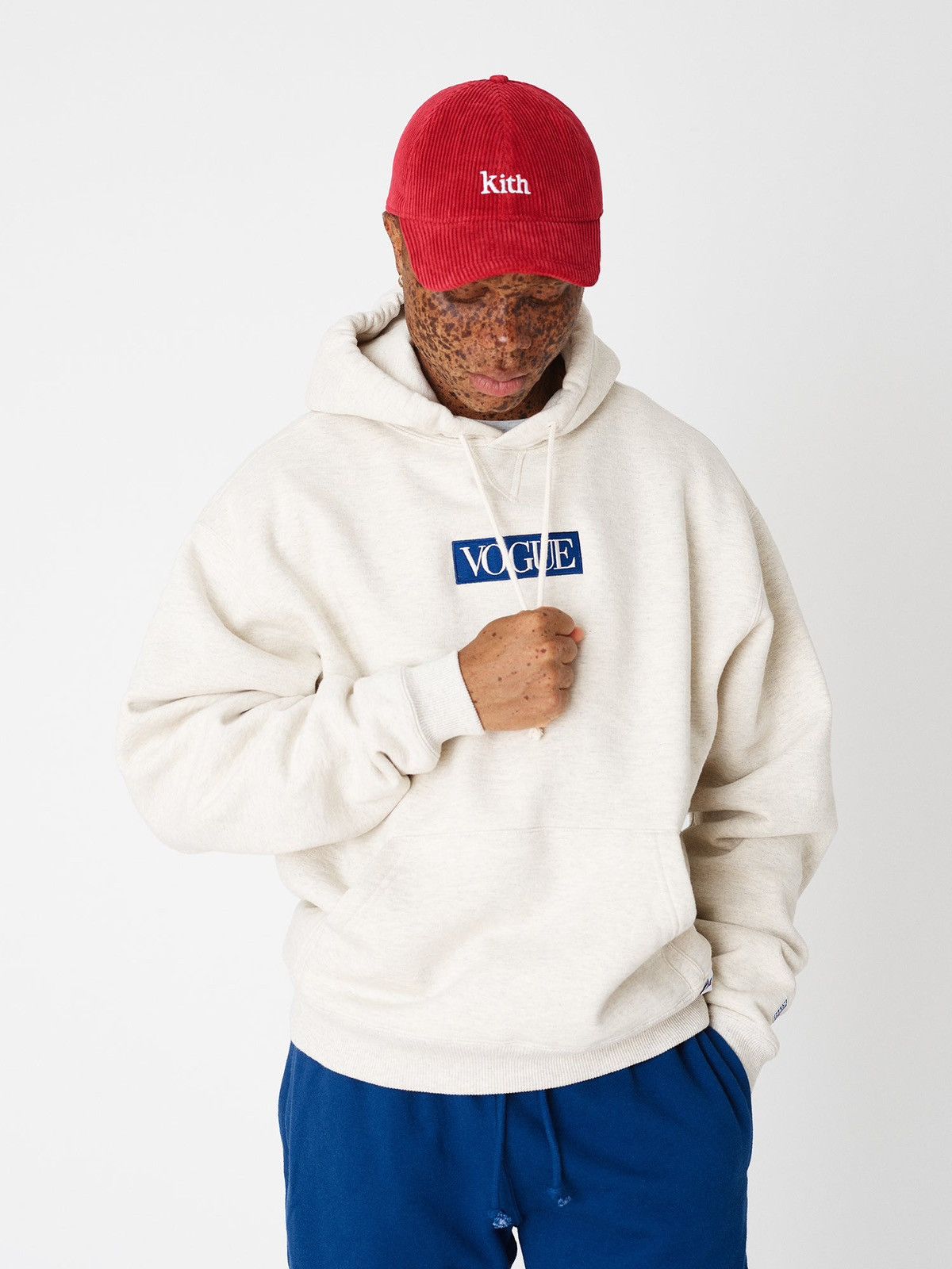 Kith × Vogue Kith X Russell Athletic X Vogue Los Angeles Gray Size M BOGO Size US M / EU 48-50 / 2 - 3 Thumbnail