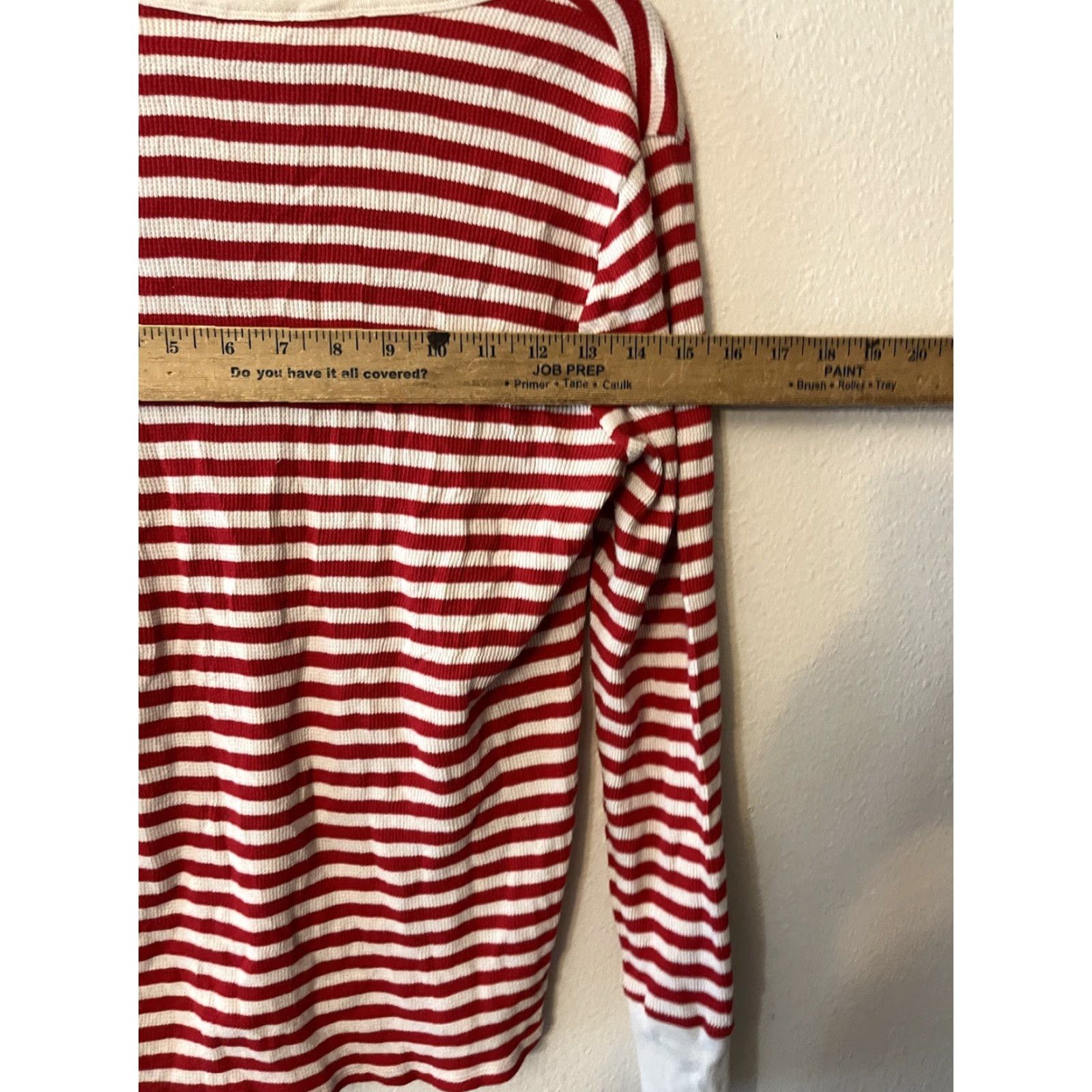 Victoria's Secret Victoria’s Secret Angels- Women’s Red & White V Neck- Long Sleeve Shirt Size S Size S / US 4 / IT 40 - 5 Thumbnail