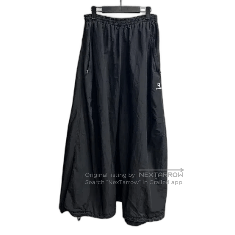 Balenciaga balenciaga black double hook embroidery logo wide leg skirt Size US 38 / EU 54 - 1 Thumbnail