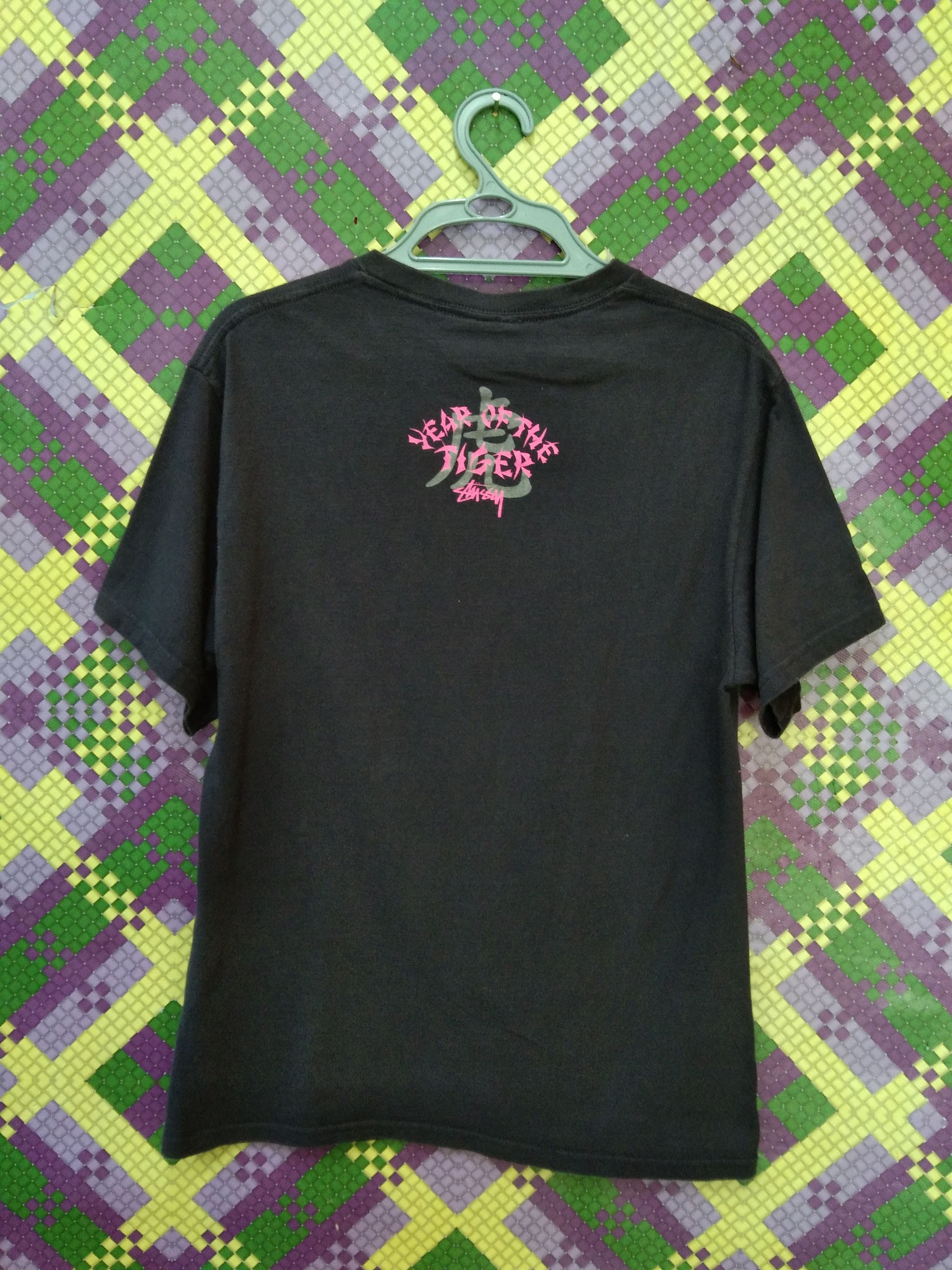 Stussy × Vintage VINTAGE Y2K STUSSY YEAR OF THE TIGER T-SHIRT Size US M / EU 48-50 / 2 - 2 Thumbnail