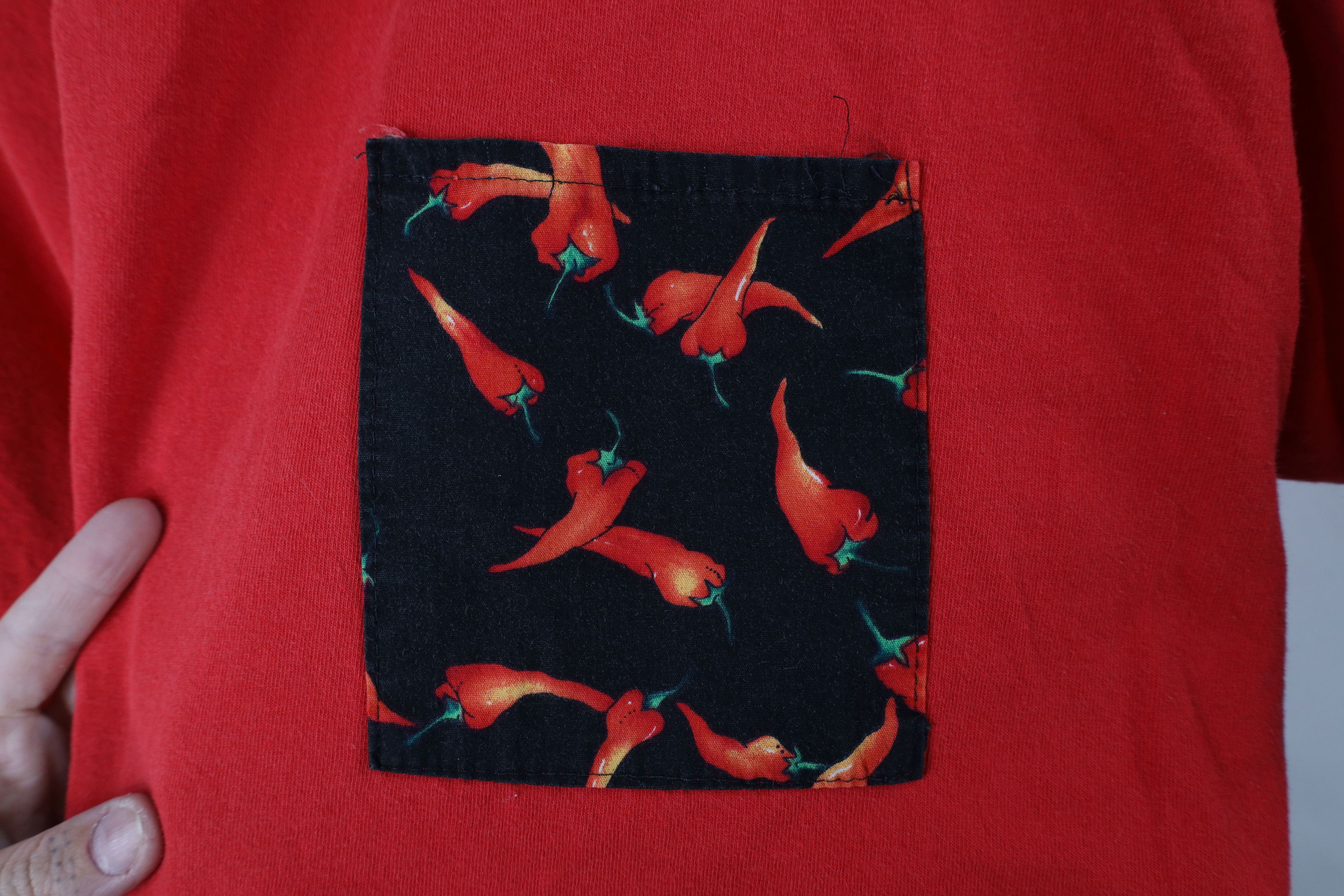 Vintage Vintage 90s Streetwear Peppers Short Sleeve T-Shirt Red USA Size US XL / EU 56 / 4 - 4 Thumbnail