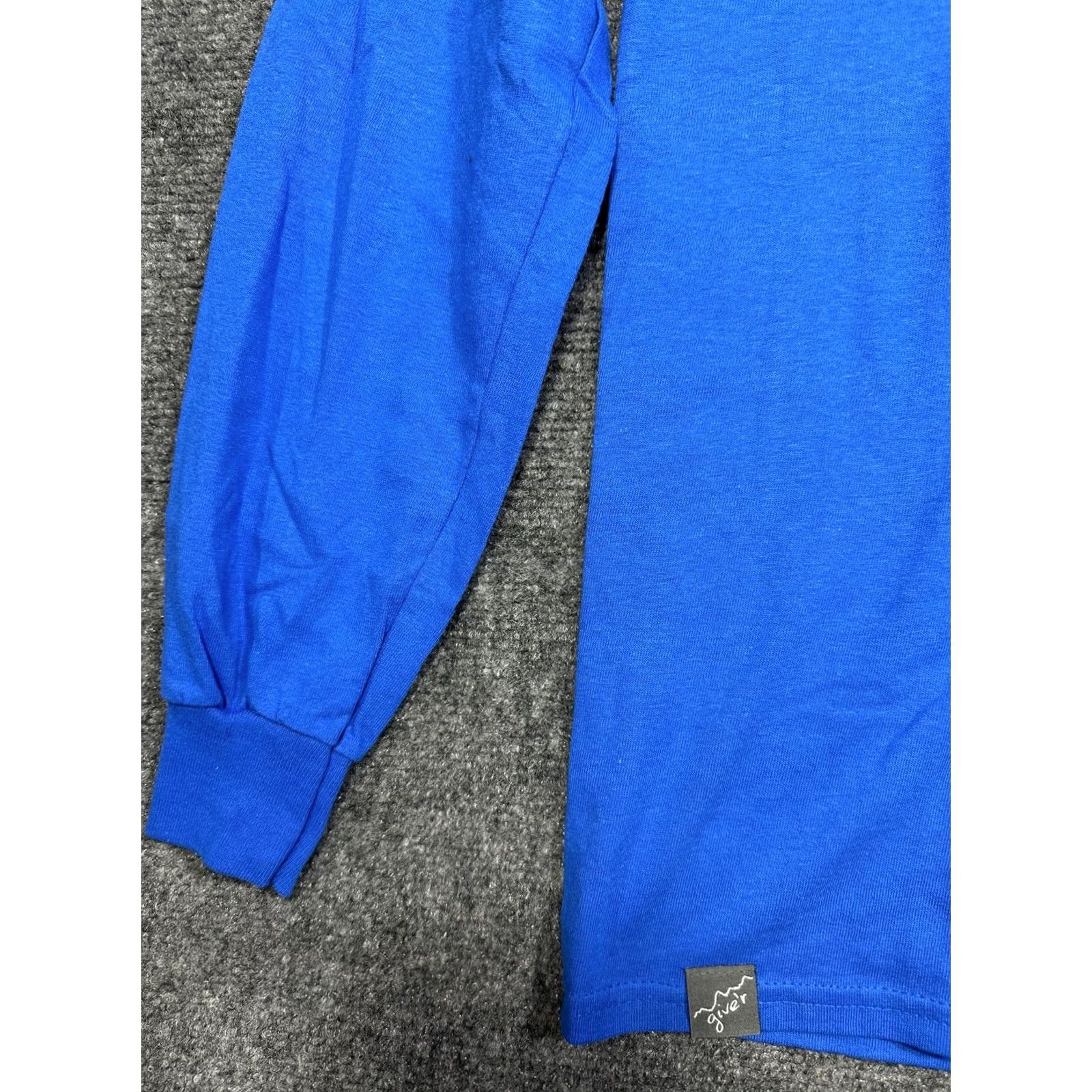 Vintage Give'r Your All Tee Shirt Mens Small Blue Cotton Long Sleeve Crew Neck Fly Fishing Graphic Size US S / EU 44-46 / 1 - 3 Thumbnail