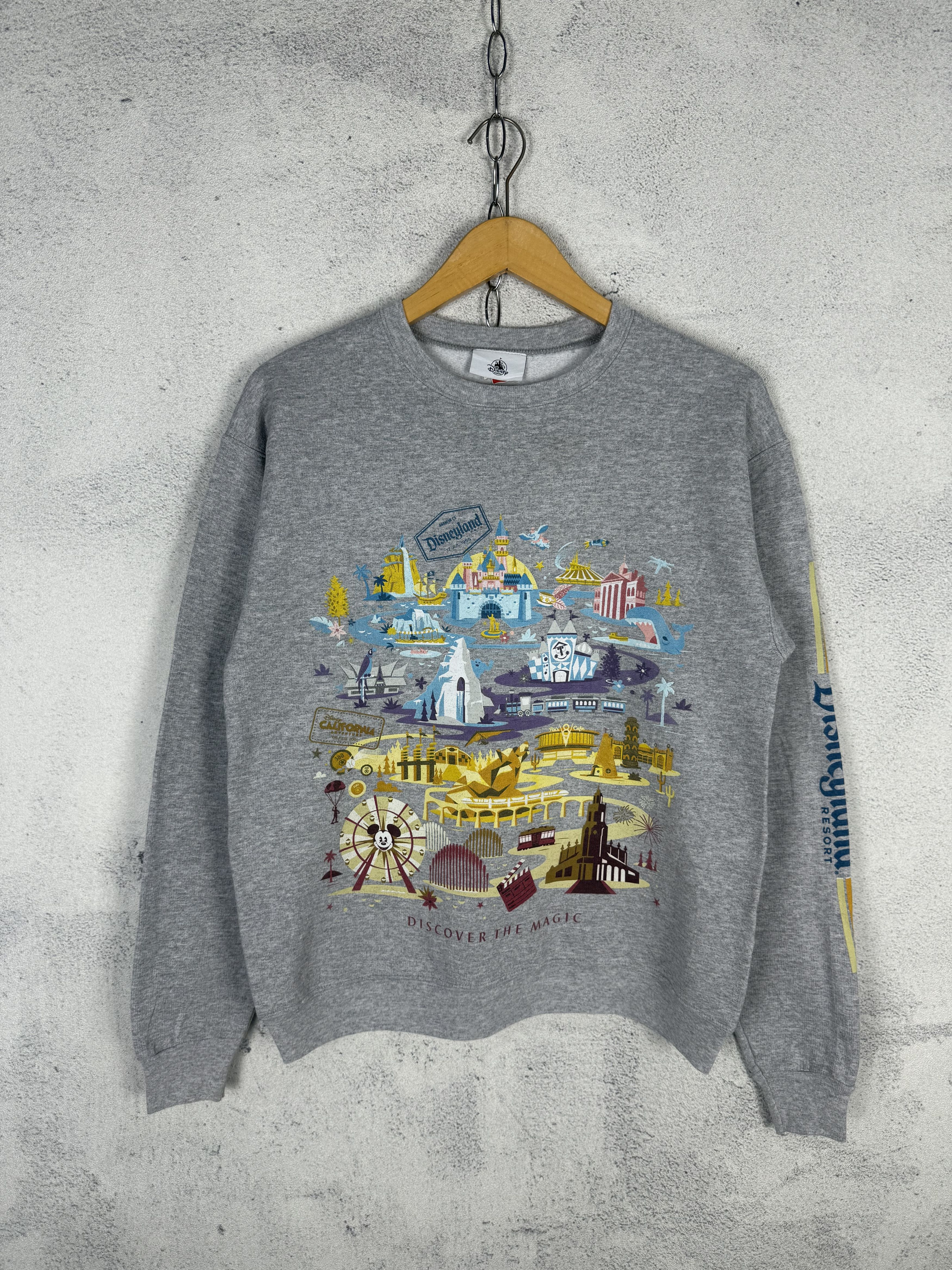 Disney Disney Sweatshirt Crewneck Size US S / EU 44-46 / 1 - 1 Thumbnail