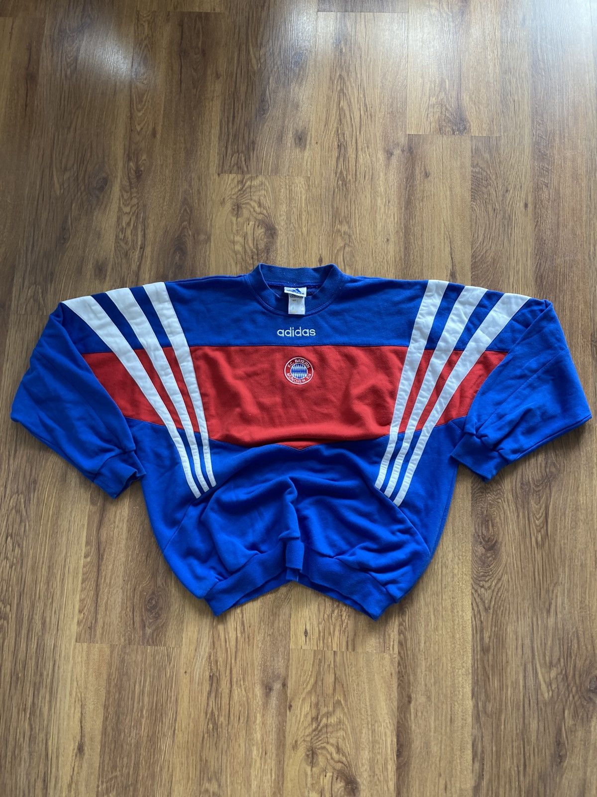 Adidas Vintage rare 90’s adidas bayern munchen sweatshirt crewneck Size US L / EU 52-54 / 3 - 4 Thumbnail
