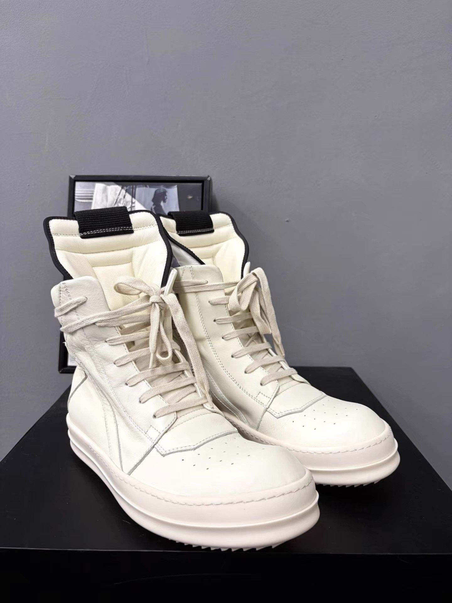 Rick Owens Rick Owens Mainline Triangle High-Top Shoes K34 Size US 8 / IT 38 - 2 Thumbnail