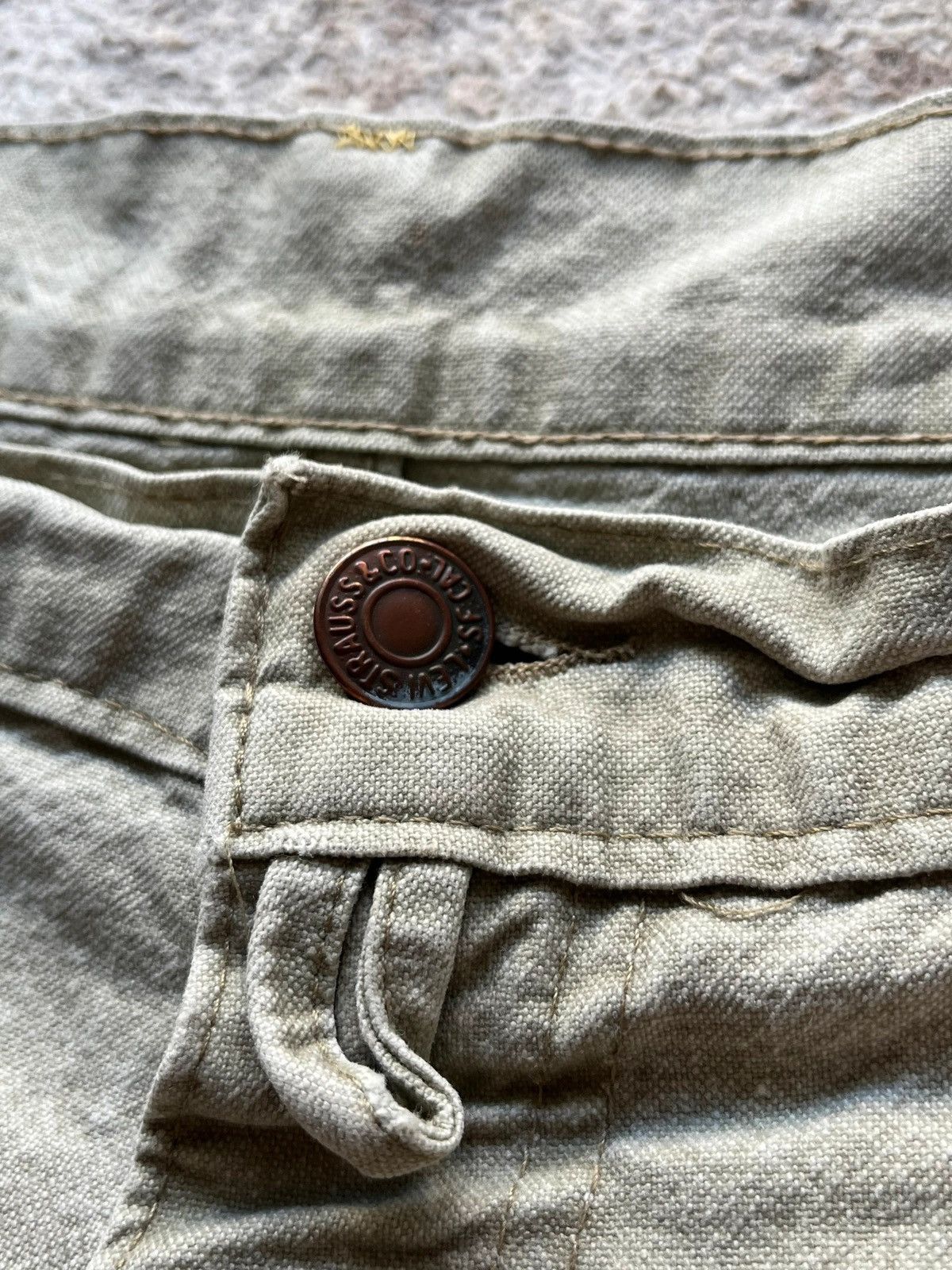 Levi's Levi’s Vintage 1980 Made in France White Tab Cargo Pants Size US 36 / EU 52 - 9 Thumbnail