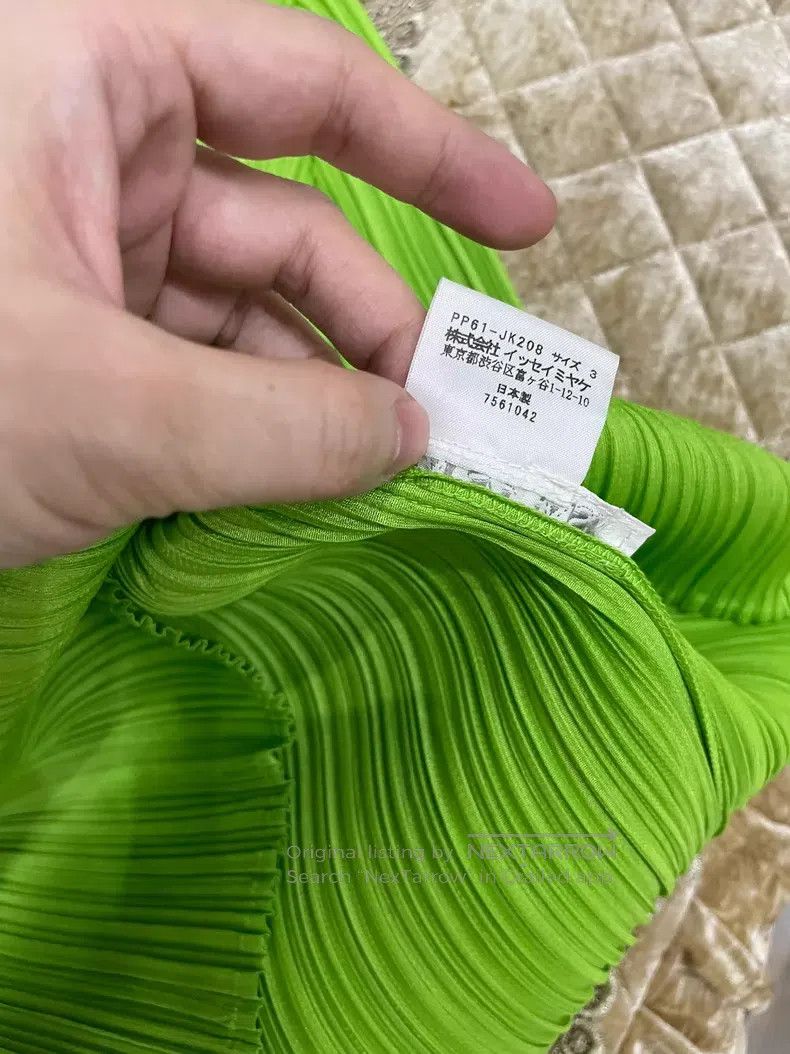 Issey Miyake Issey Miyake Chinese Frog Closure Fruit Green Short Sleeve Size L / US 10 / IT 46 - 4 Thumbnail