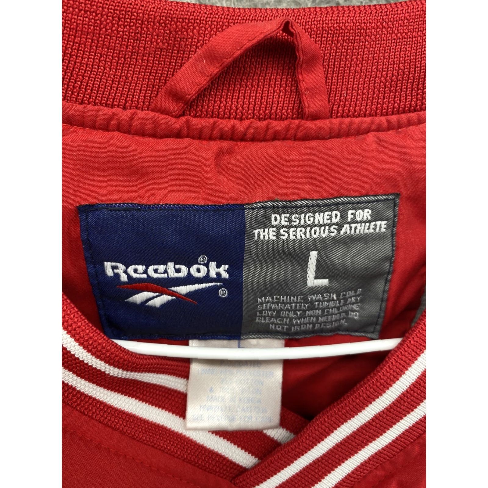 Reebok VINTAGE Reebok Windbreaker Jacket Unisex Adults L Red Miss Marquette Riverboat Casino Iowa Size US L / EU 52-54 / 3 - 3 Thumbnail
